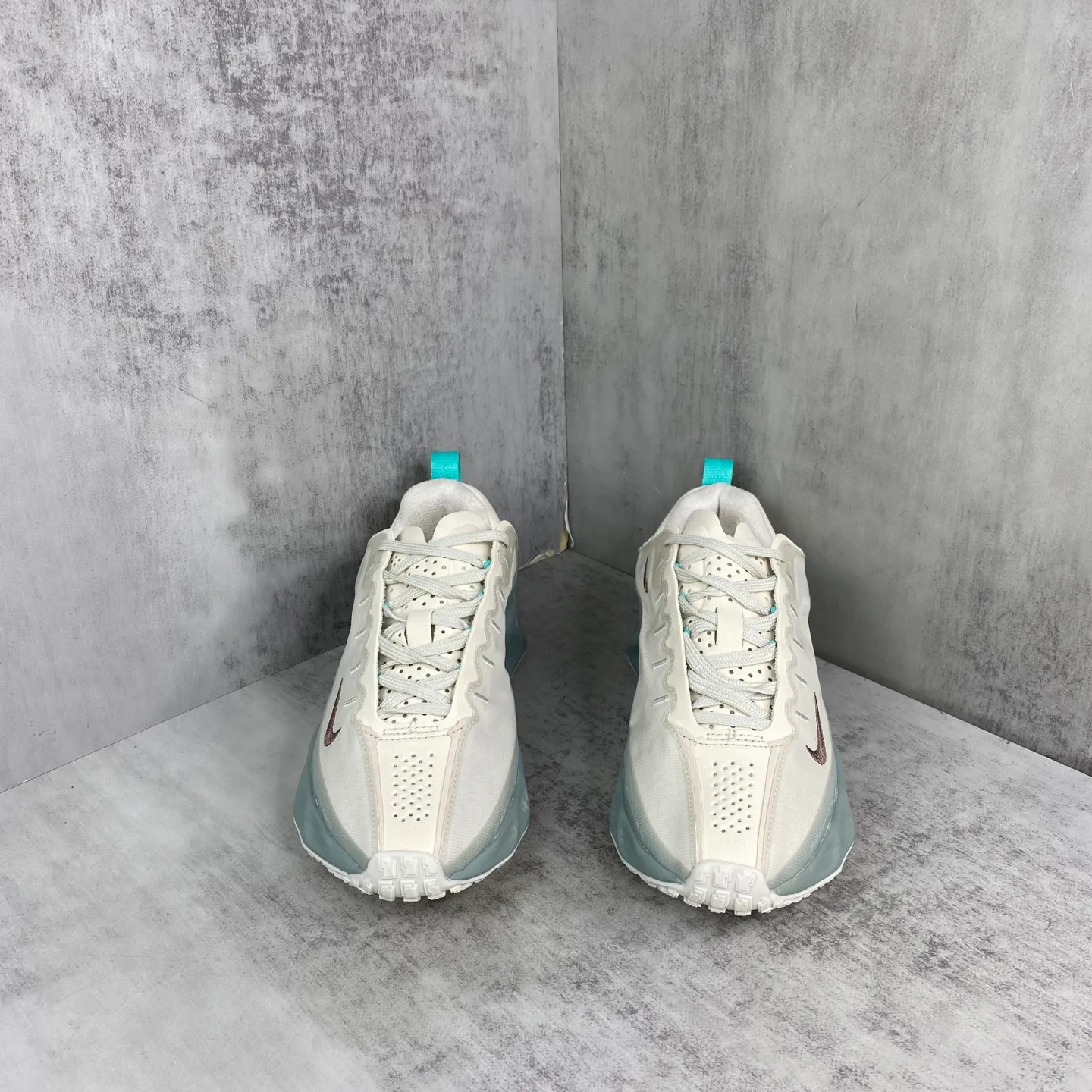 Кроссовки Женские Nike 599459