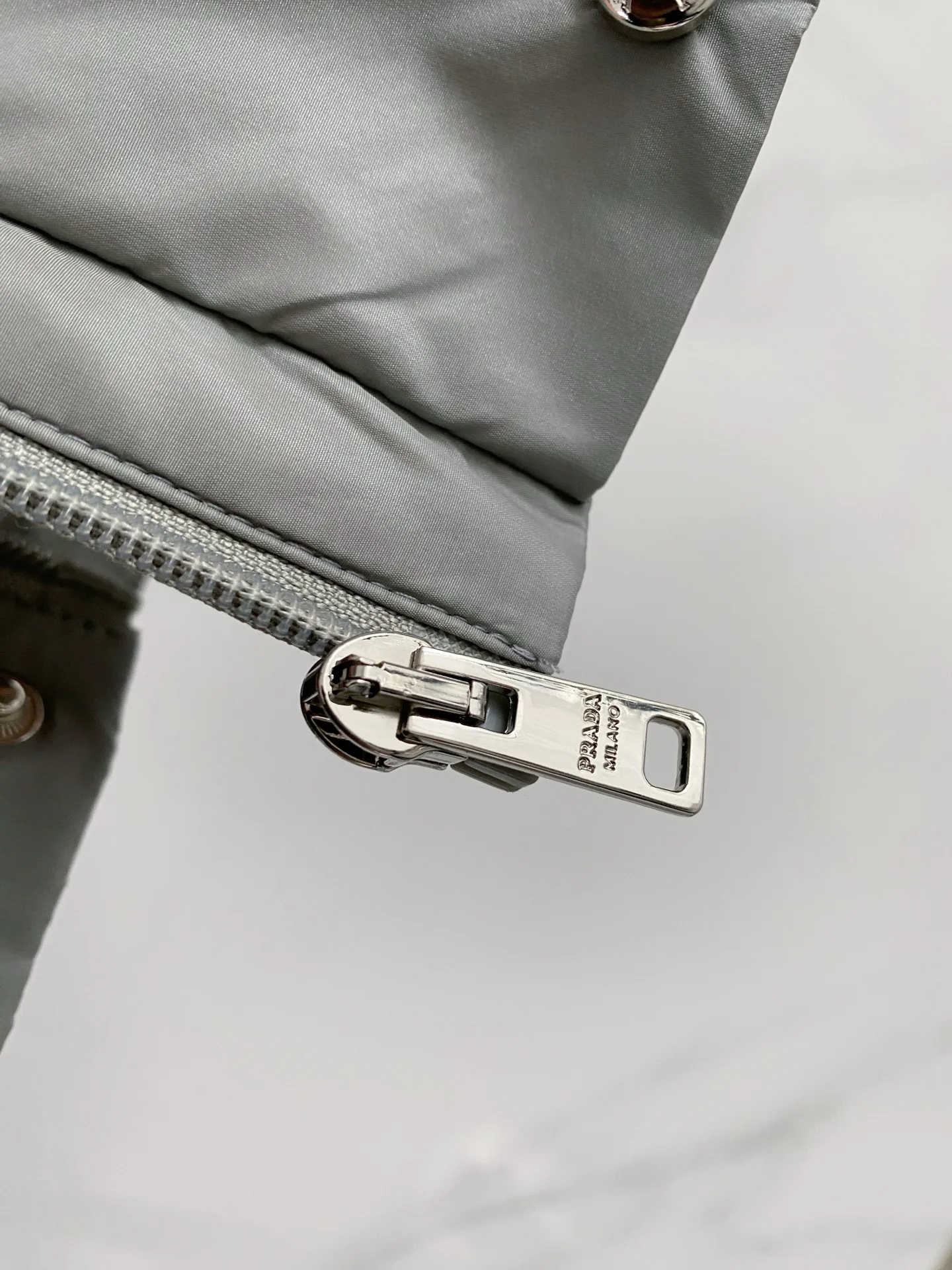 Куртки И Пуховики Мужские Prada 11664777