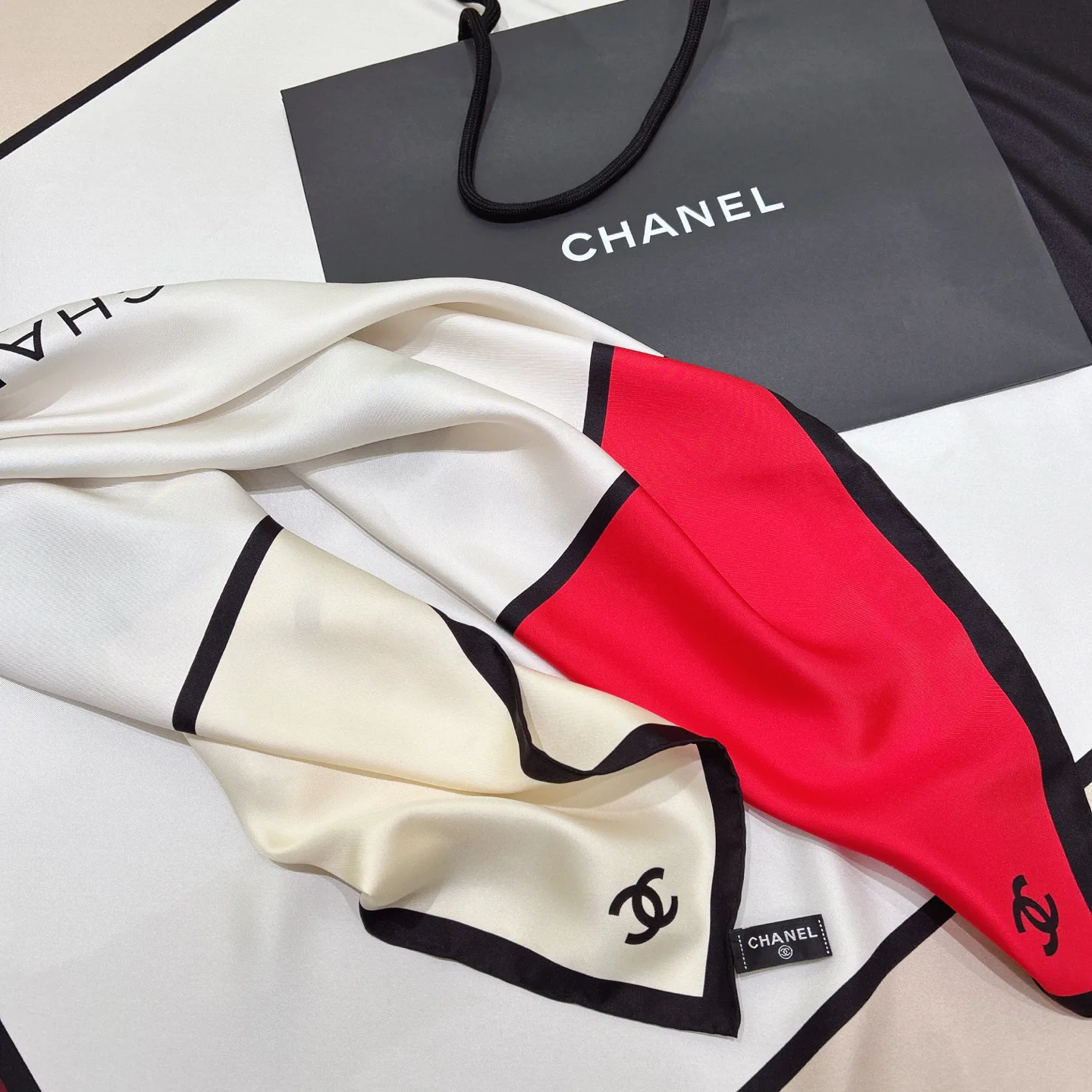 Платки Chanel 11662668