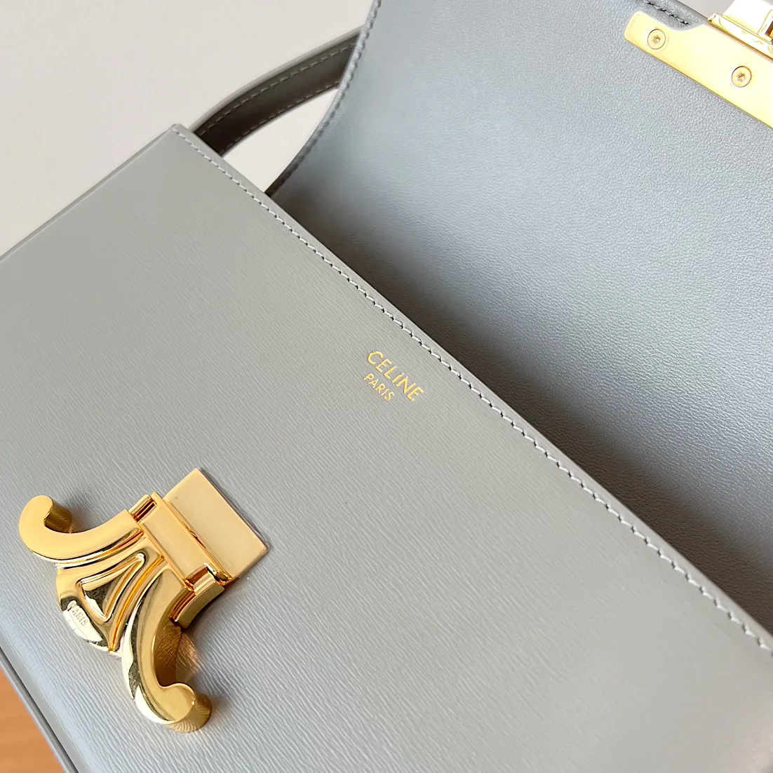 Классические Сумки Женские Celine 11692476