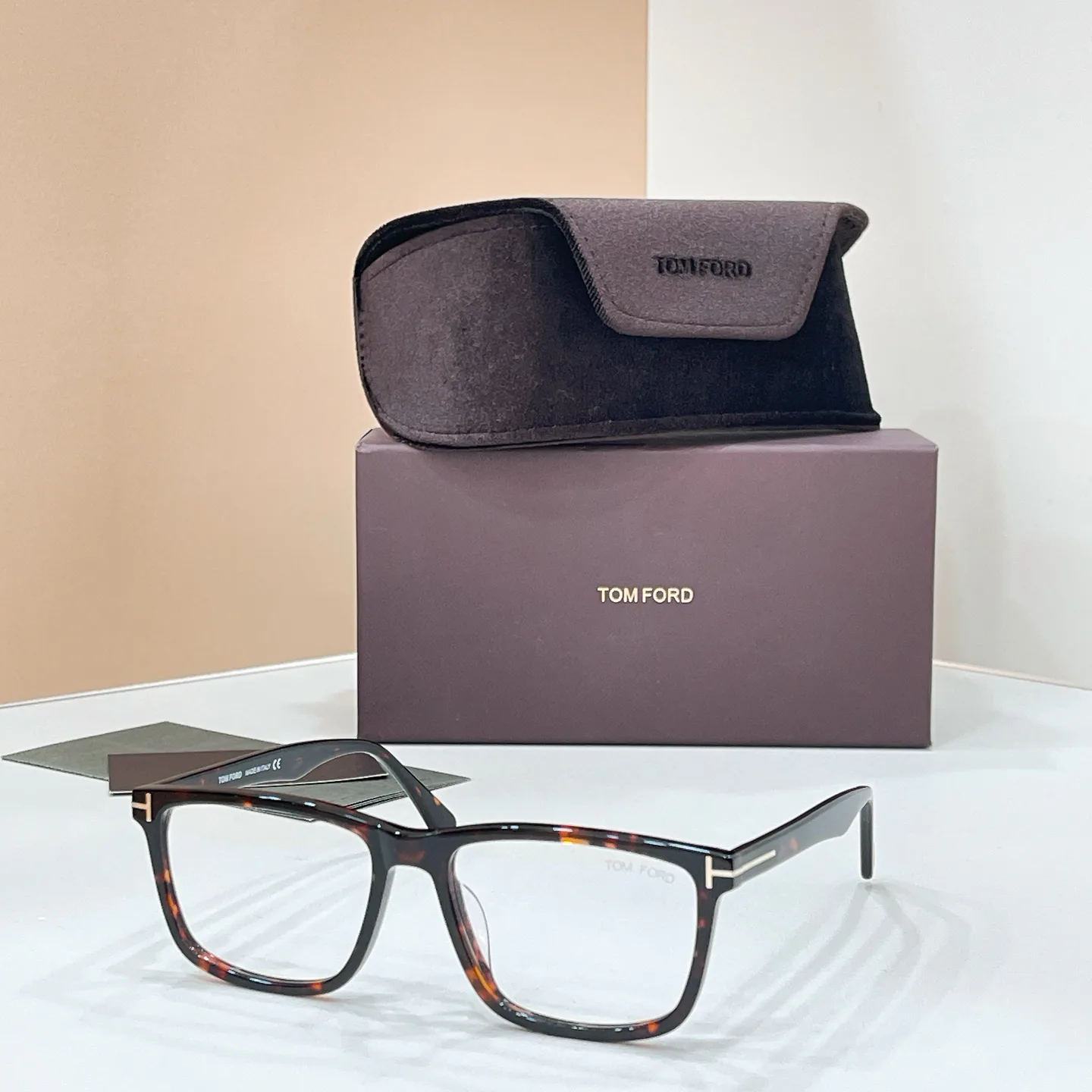 Куртки И Пуховики Женские Tom Ford 11432699