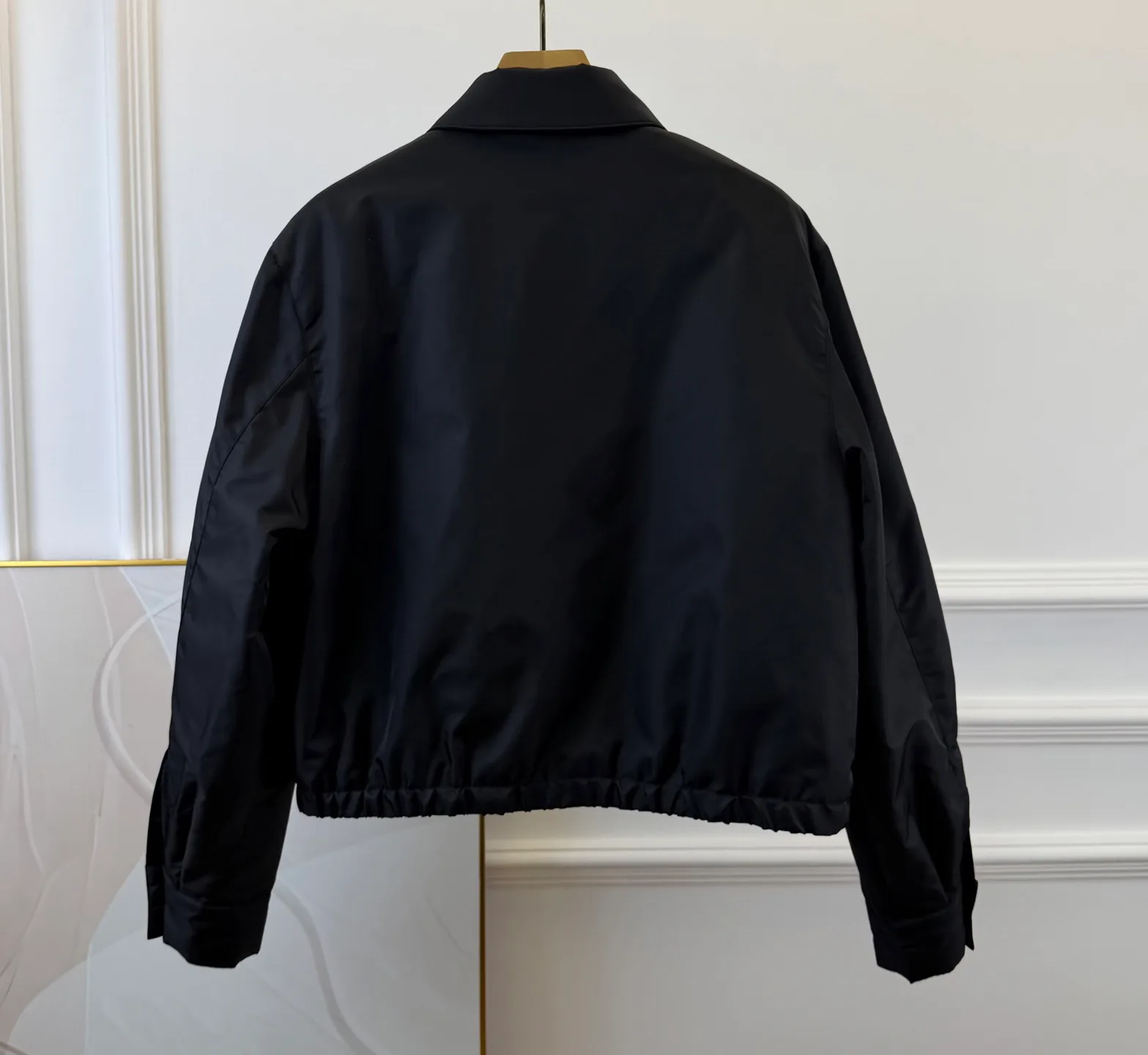 Куртки И Пуховики Женские Prada 18428680