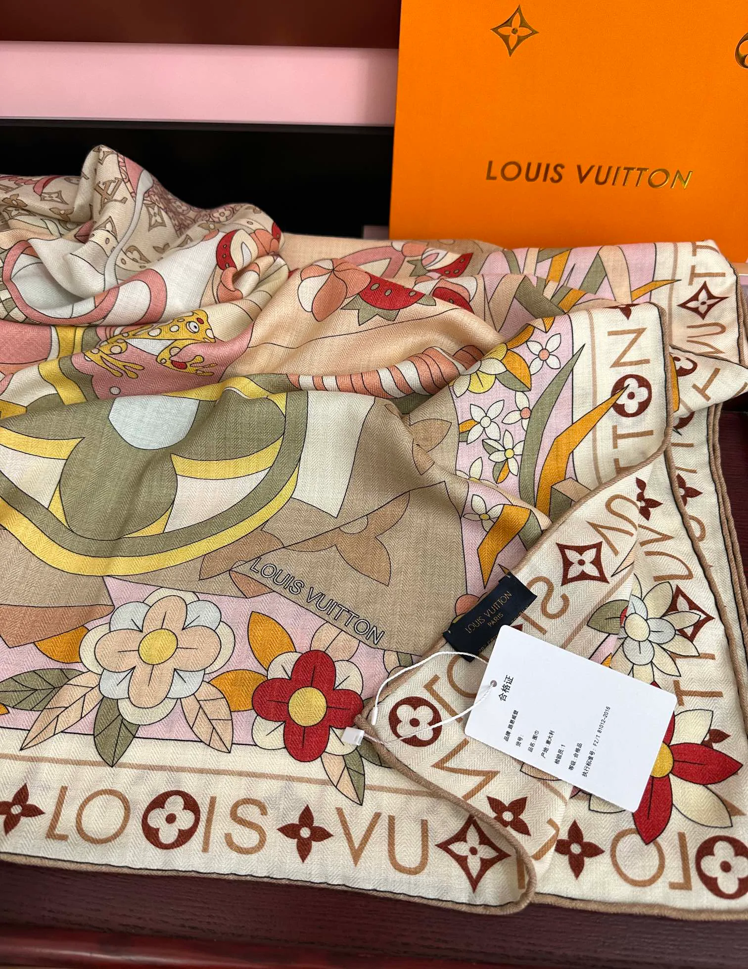 Платки Louis Vuitton 1490188