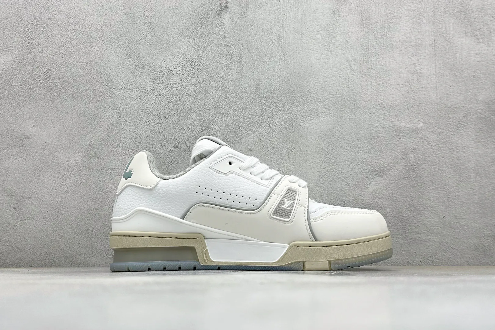 Кроссовки Женские Louis Vuitton 253828