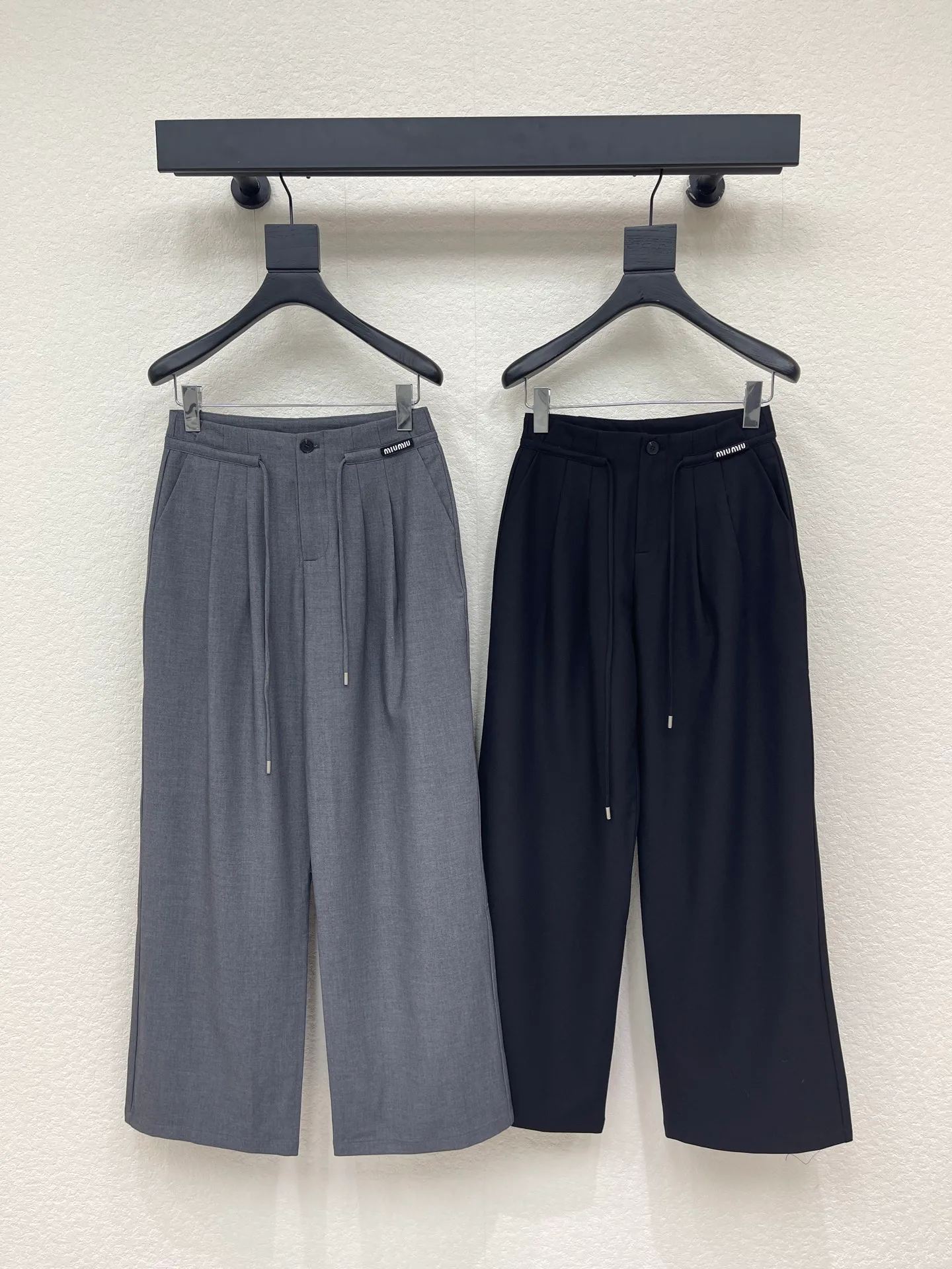 Брюки Женские Miu Miu 11952428