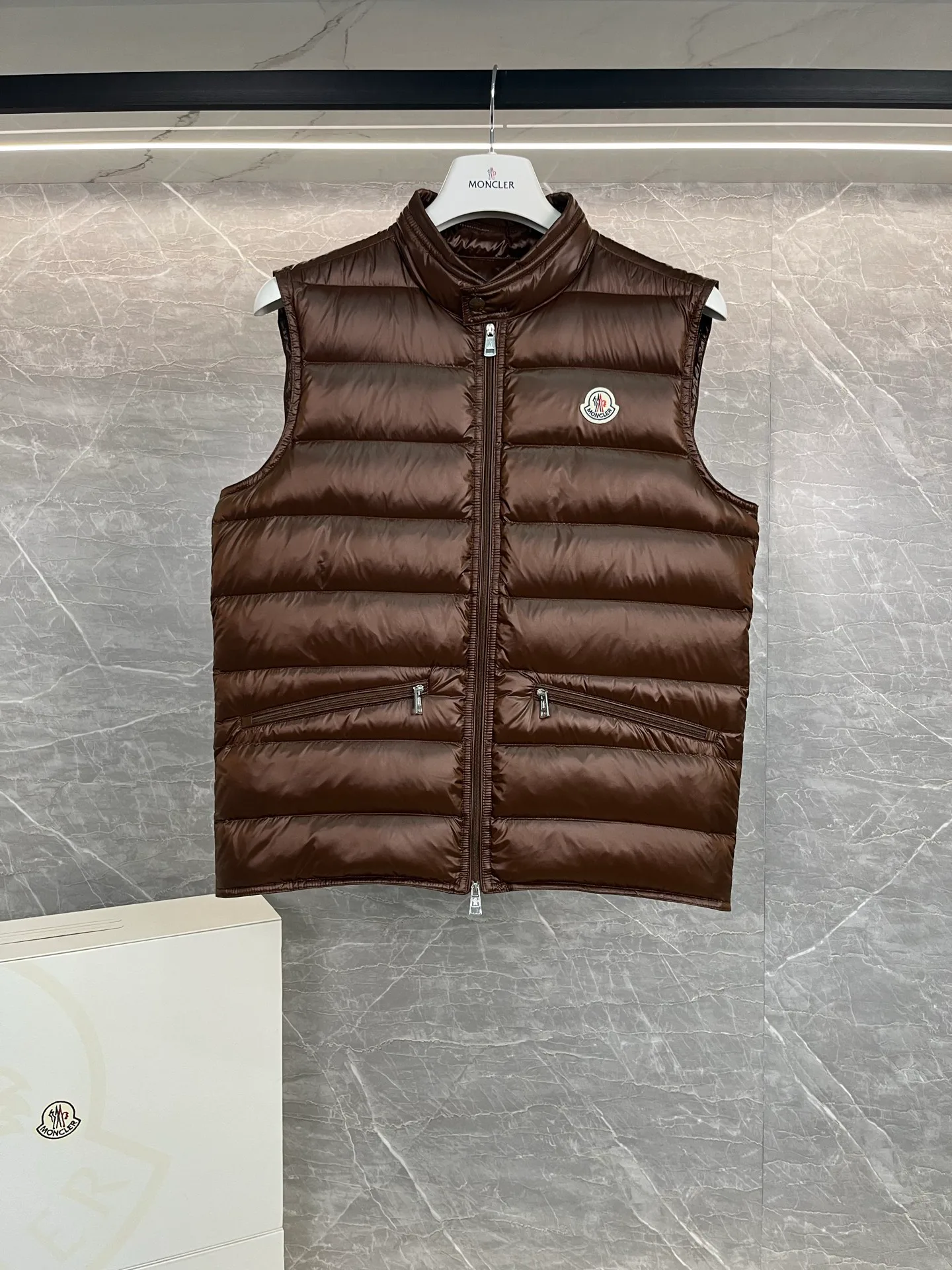 Жилеты Женские Moncler 18199691