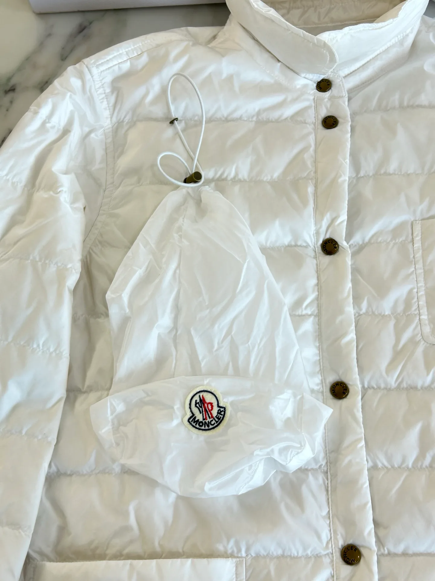 Куртки И Пуховики Мужские Moncler 18231324