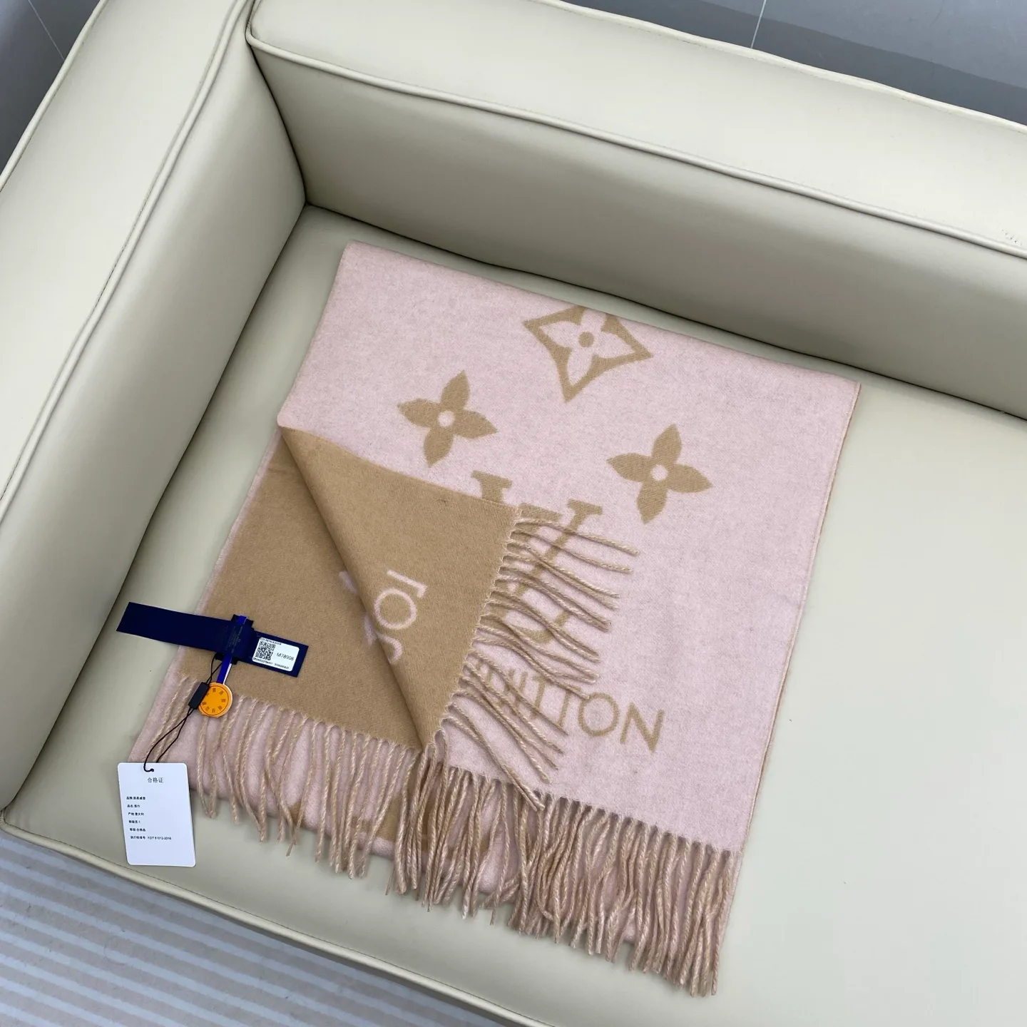 Шарфы Louis Vuitton 438495