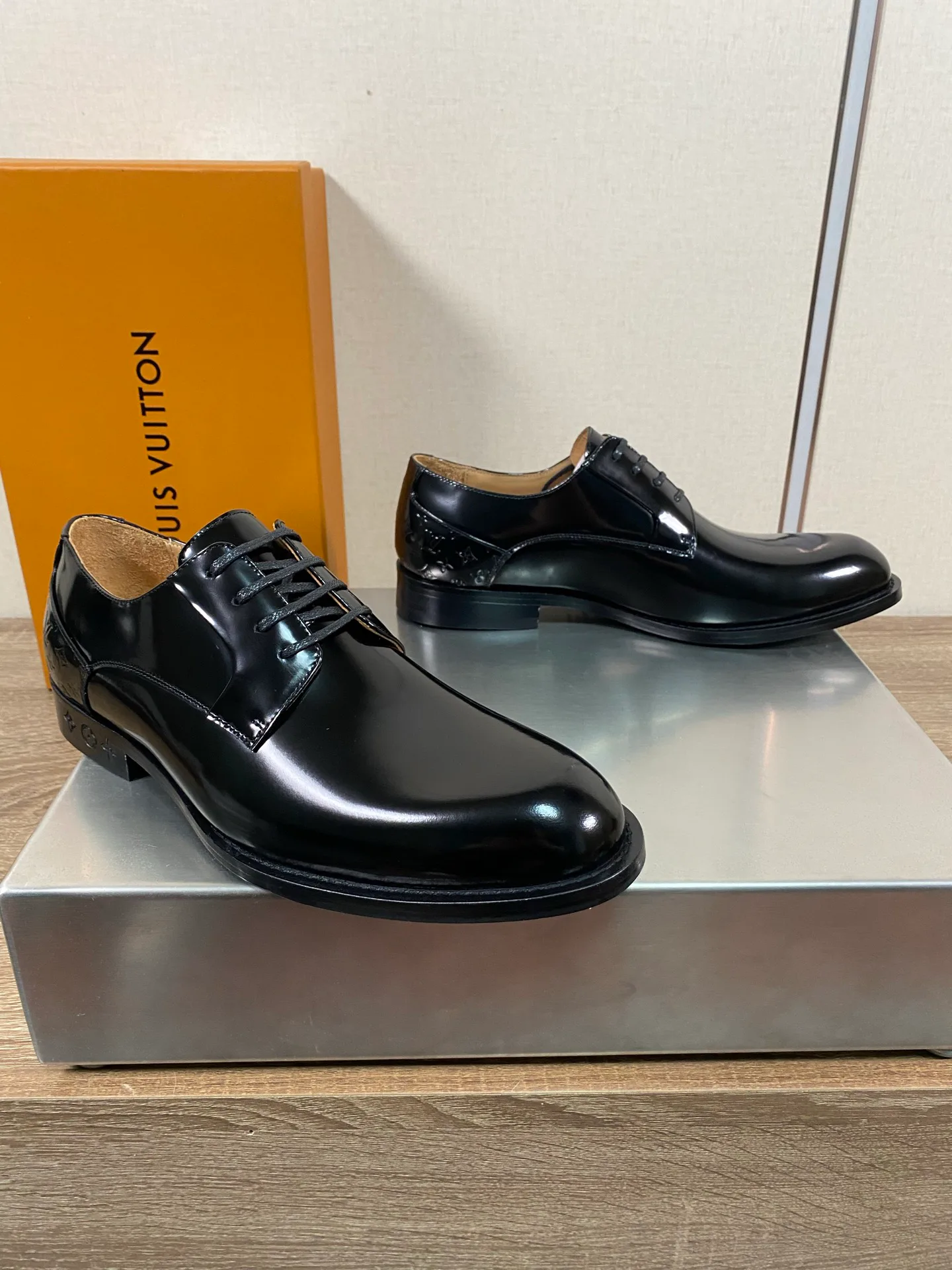 Лоферы И Туфли Мужские Louis Vuitton 18078676