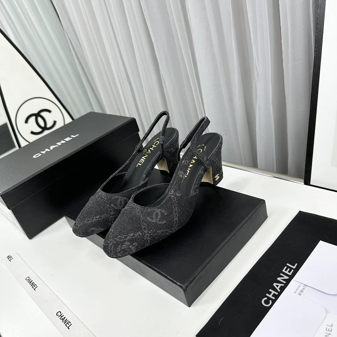Босоножки Женские Chanel 13163369
