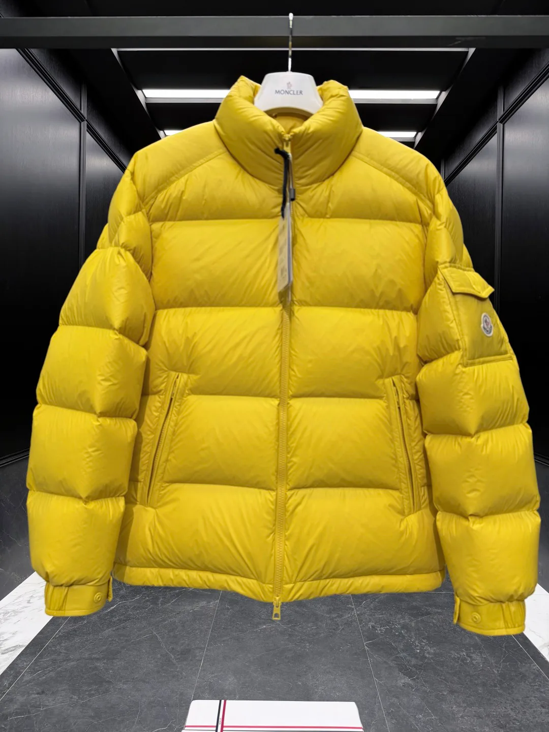 Куртки И Пуховики Мужские Moncler 1749832