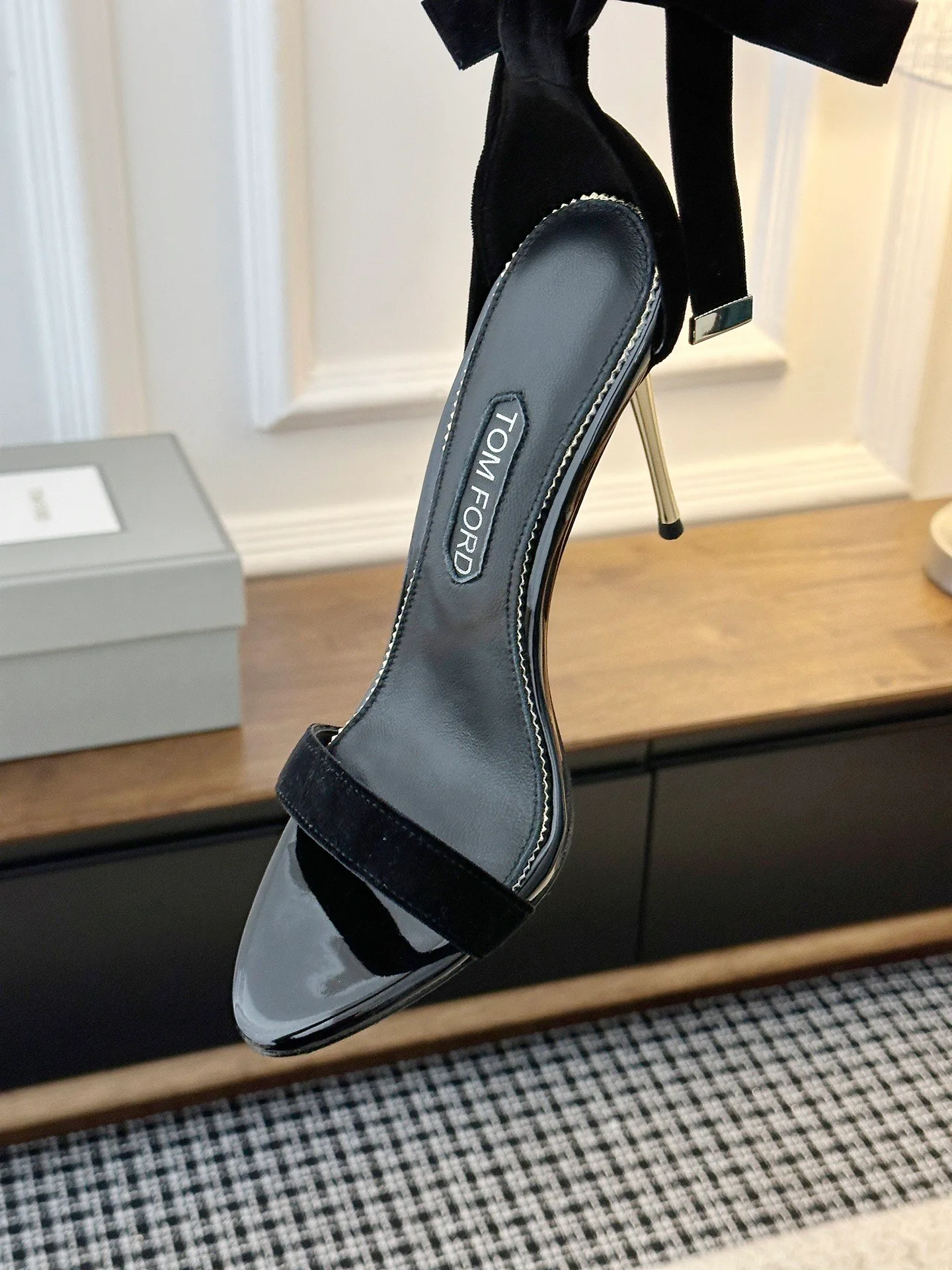 Босоножки Женские Tom Ford 11194387