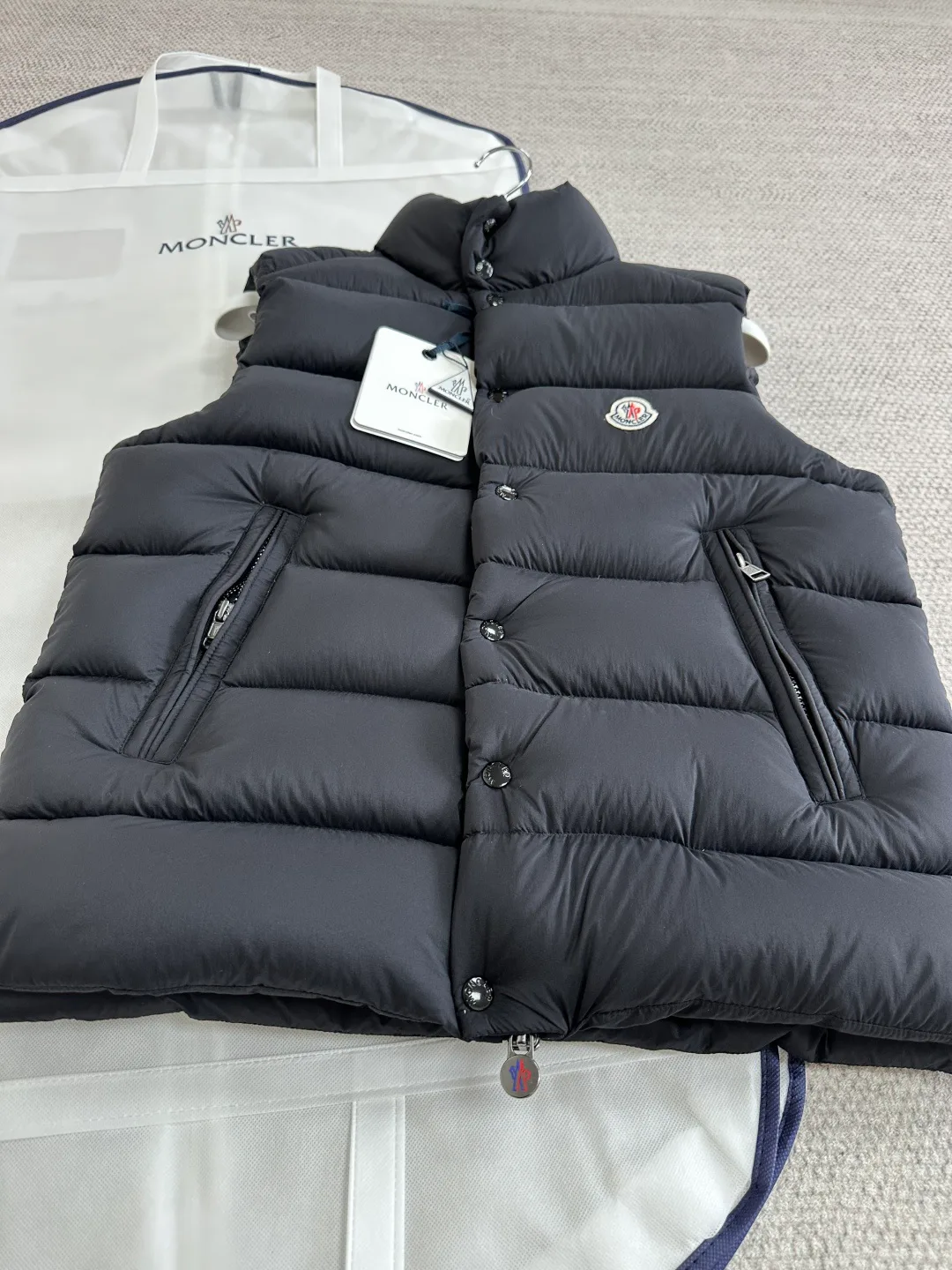 Жилеты Женские Moncler 18794664