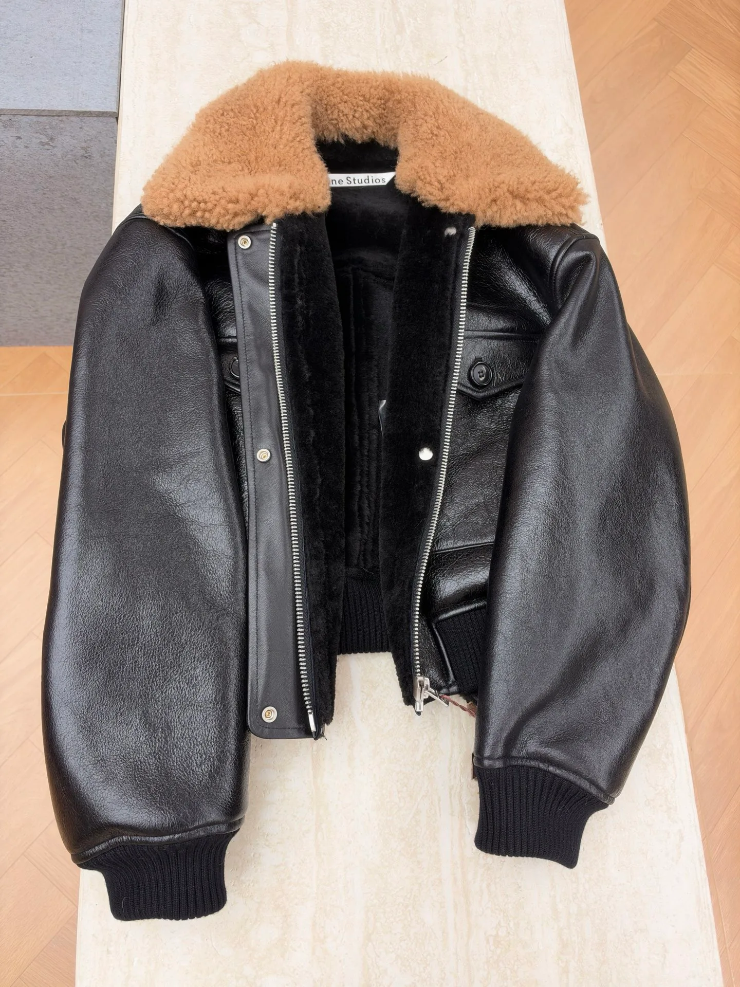 Кожаные Куртки И Дублёнки Женские Acne Studios 19407105