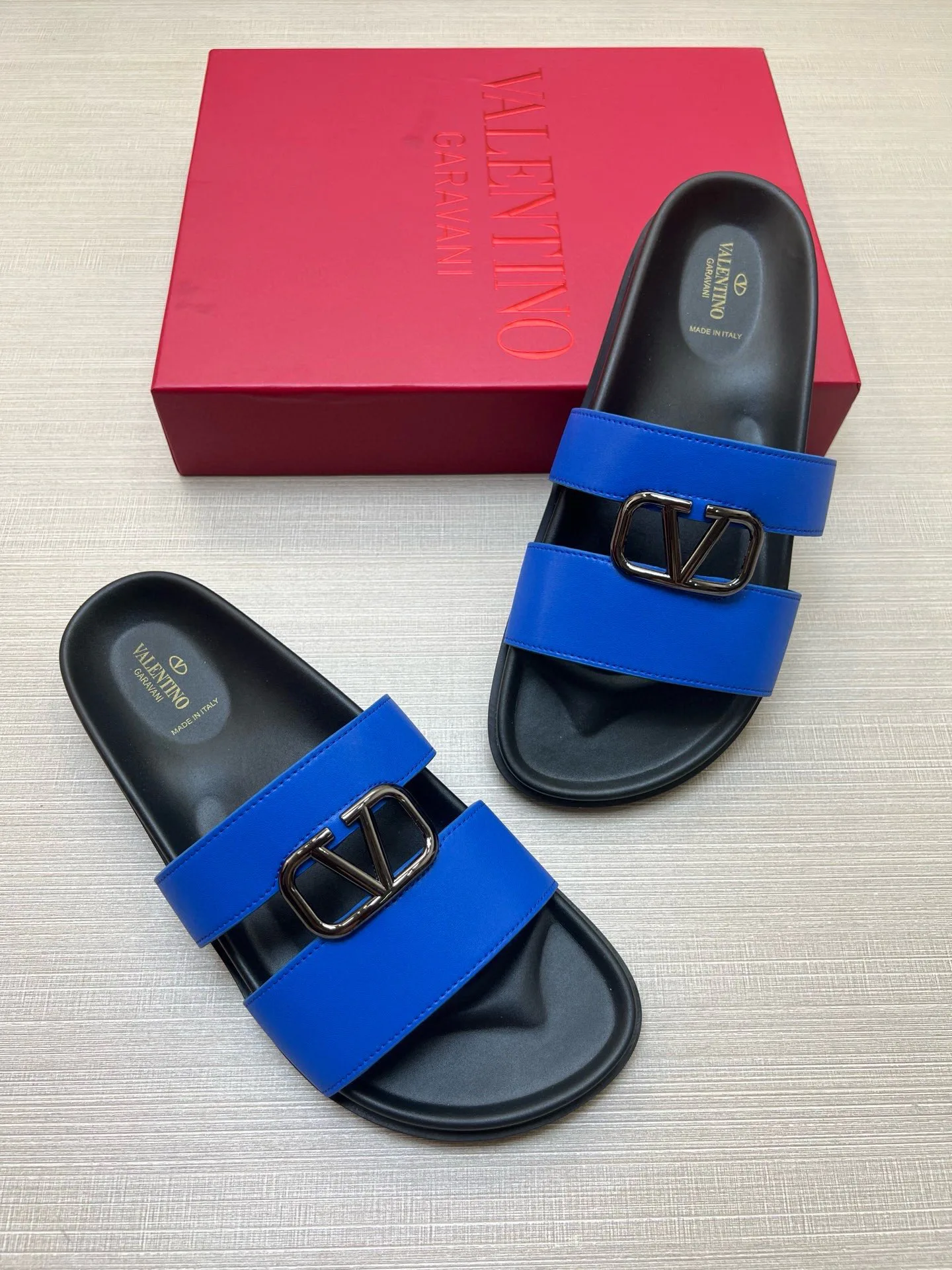 Шлепанцы Мужские Valentino 10646293