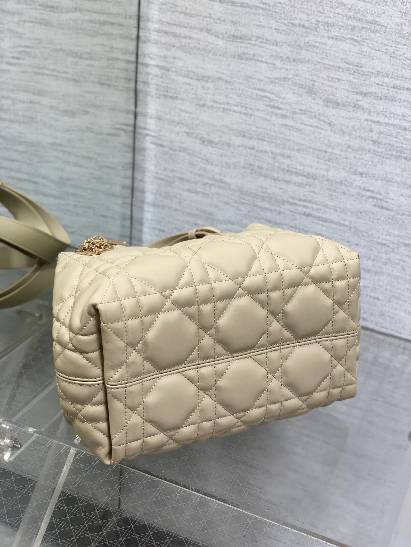 Классические Сумки Женские Christian Dior 11562719