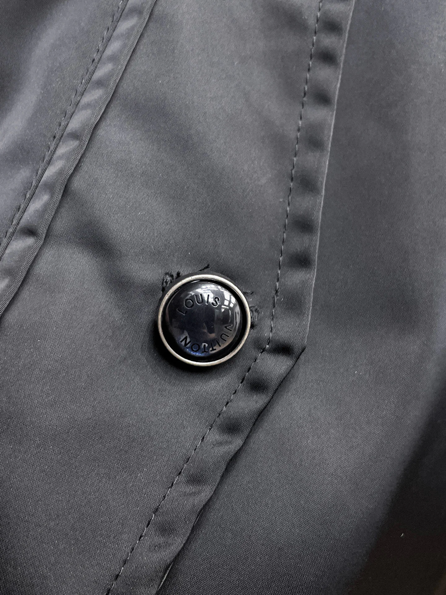 Куртки И Пуховики Мужские Louis Vuitton 9352279