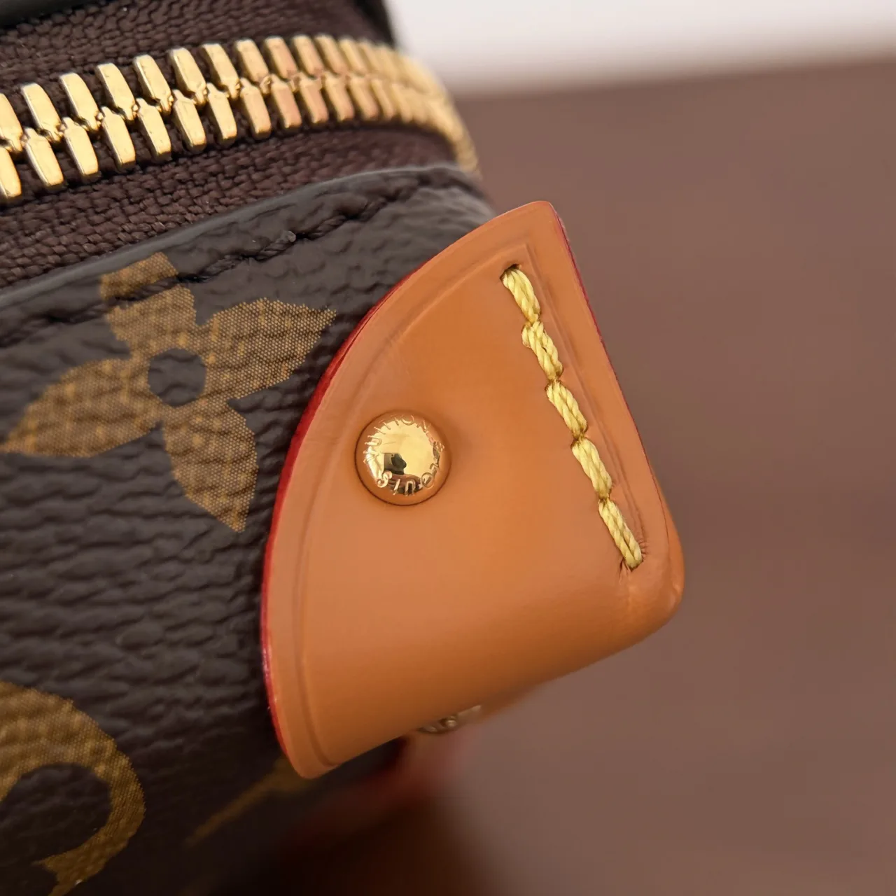 Классические Сумки Женские Louis Vuitton 17973920
