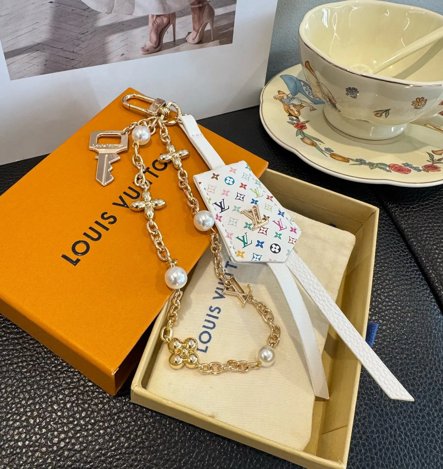 Ключницы Louis Vuitton 18013296