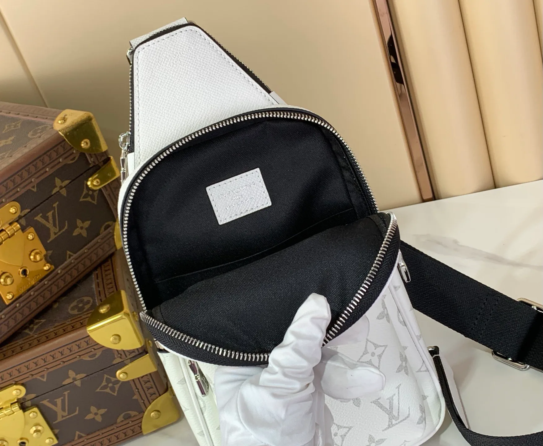 Сумки На Ремне Женские Louis Vuitton 11934122