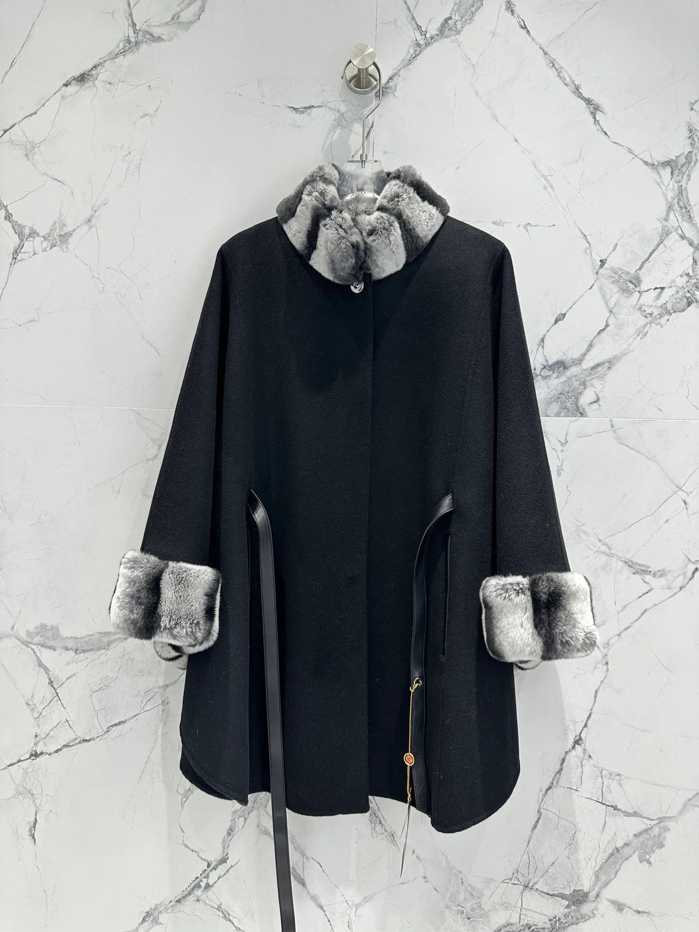 Пальто Женские Loro Piana 18513175