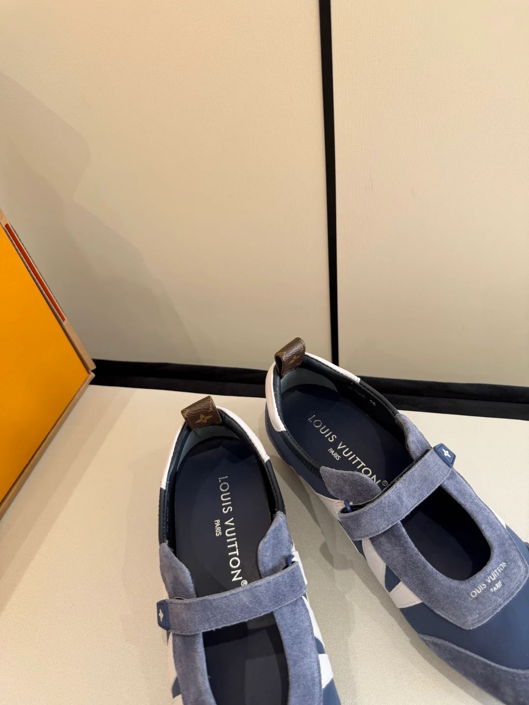 Туфли Женские Louis Vuitton 11440431