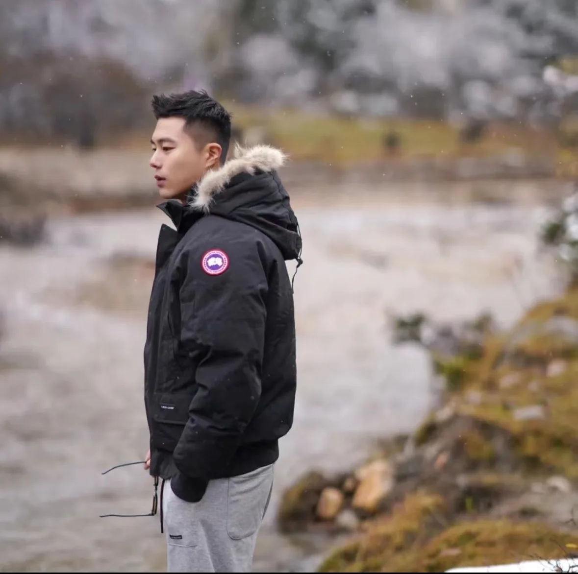 Куртки И Пуховики Женские Canada Goose 19859839
