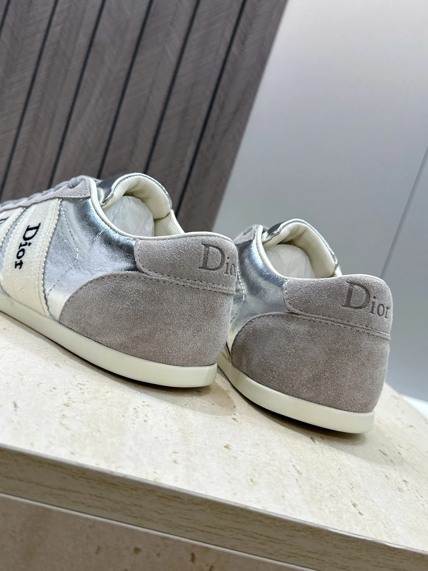Кроссовки Женские Christian Dior 17612350