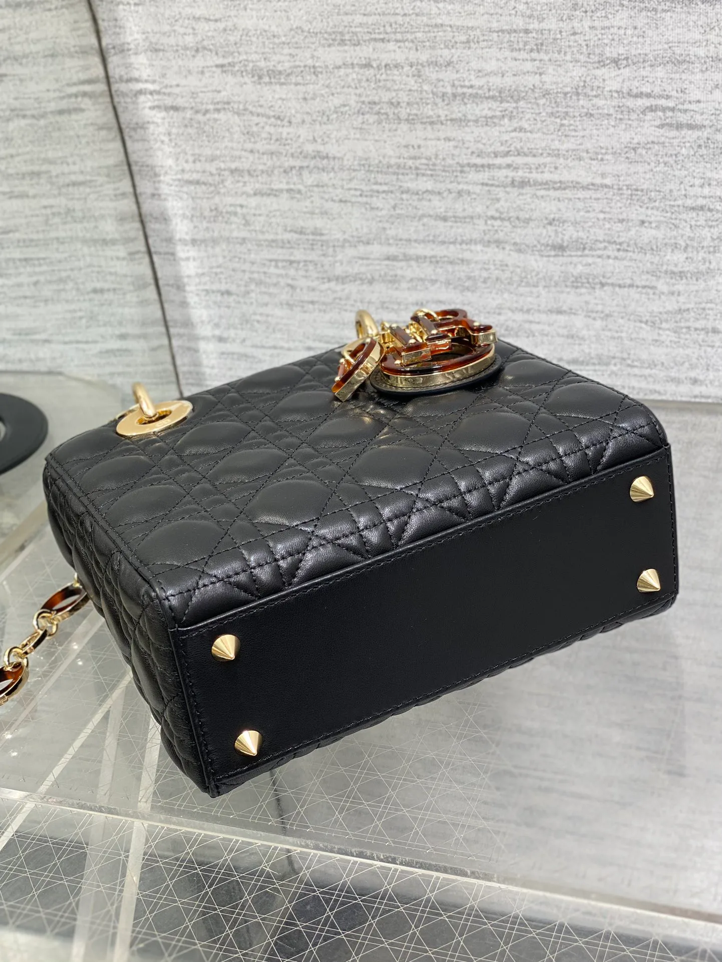 Классические Сумки Женские Christian Dior 13414272