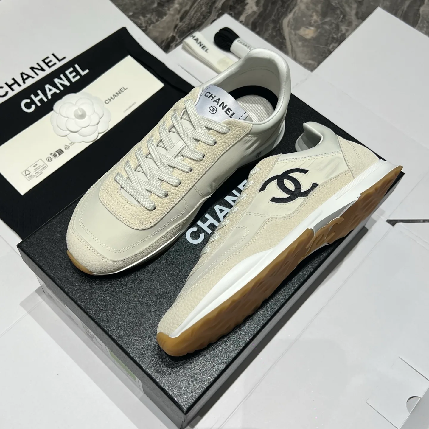 Кроссовки Женские Chanel 18121511