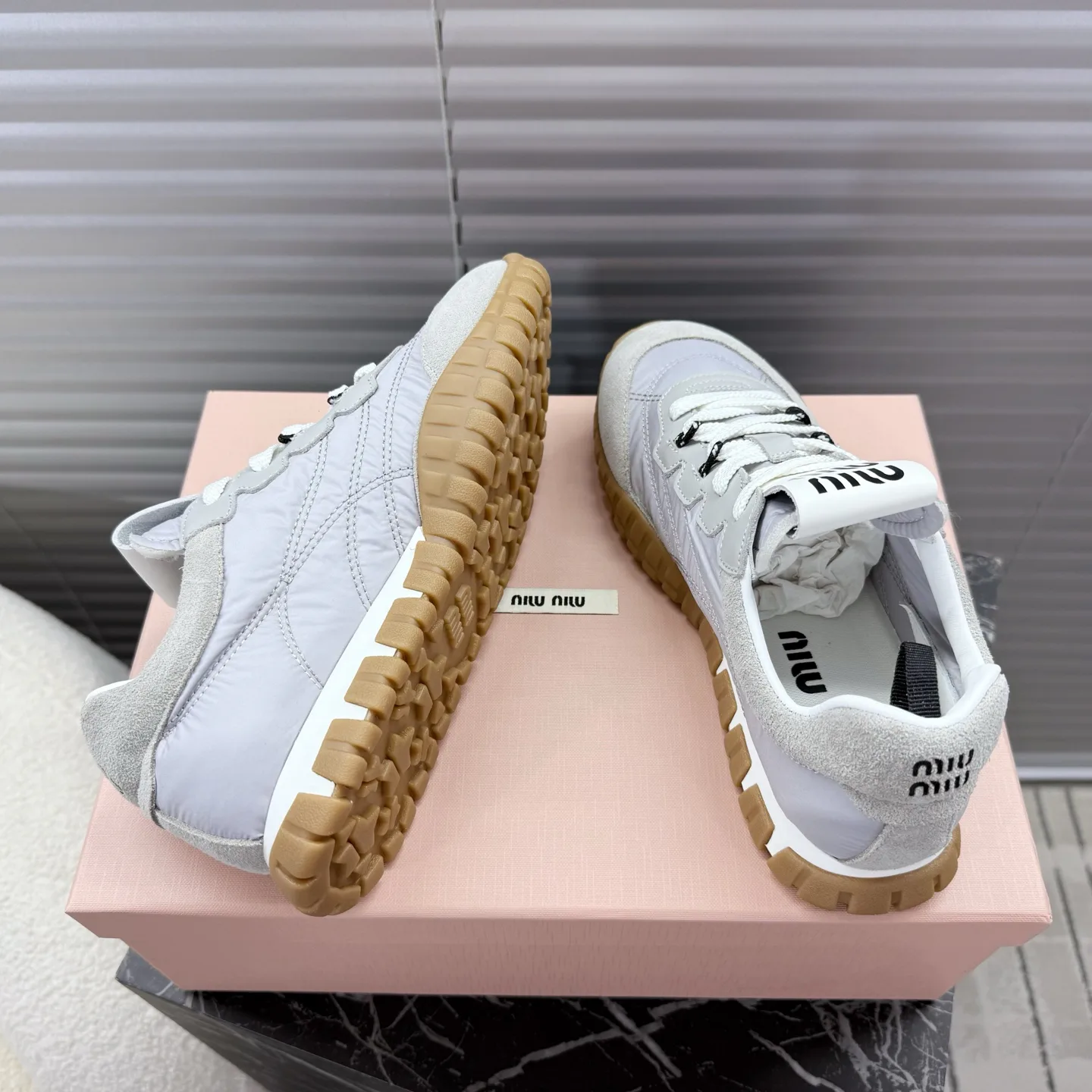 Кроссовки Женские Miu Miu 3742542