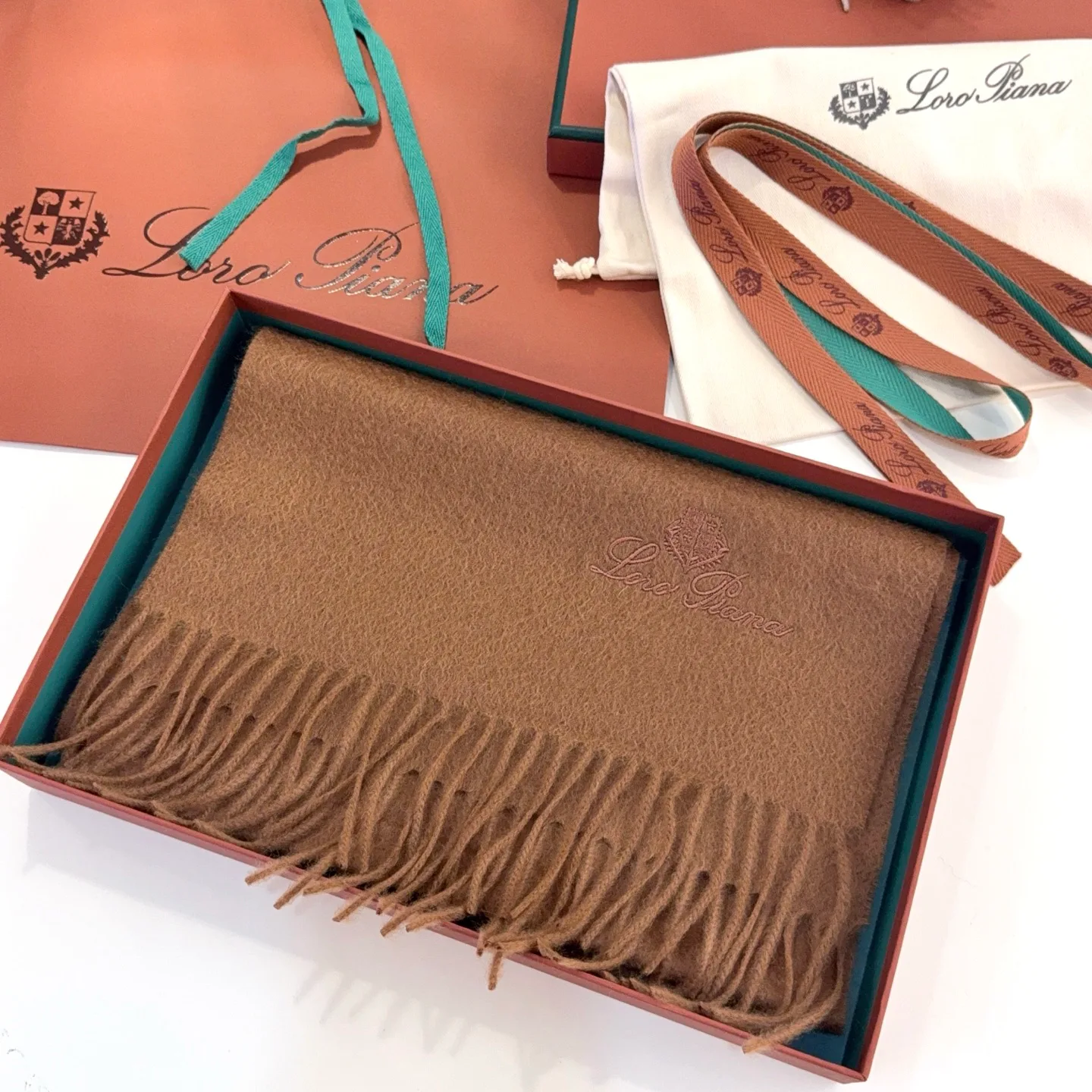 Шарфы Loro Piana 573597