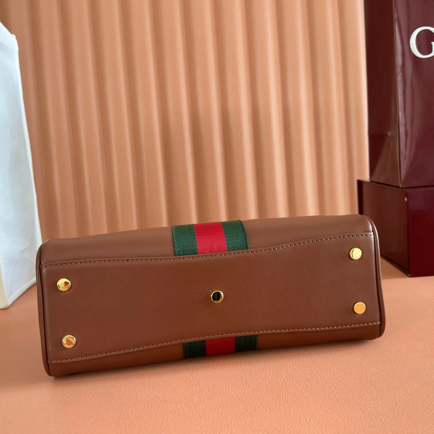 Классические Сумки Женские Gucci 18004477