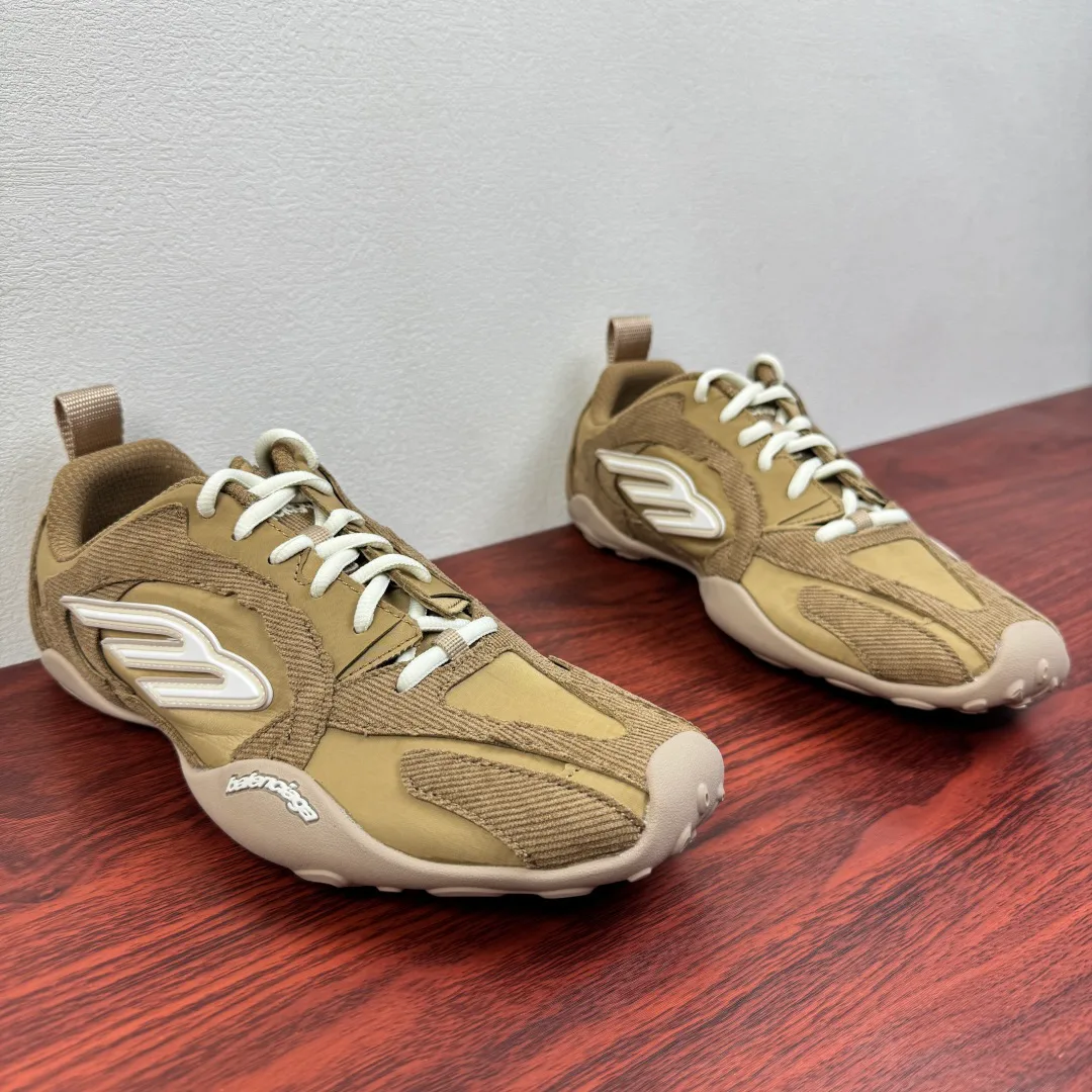 Кроссовки Женские Balenciaga 5543033