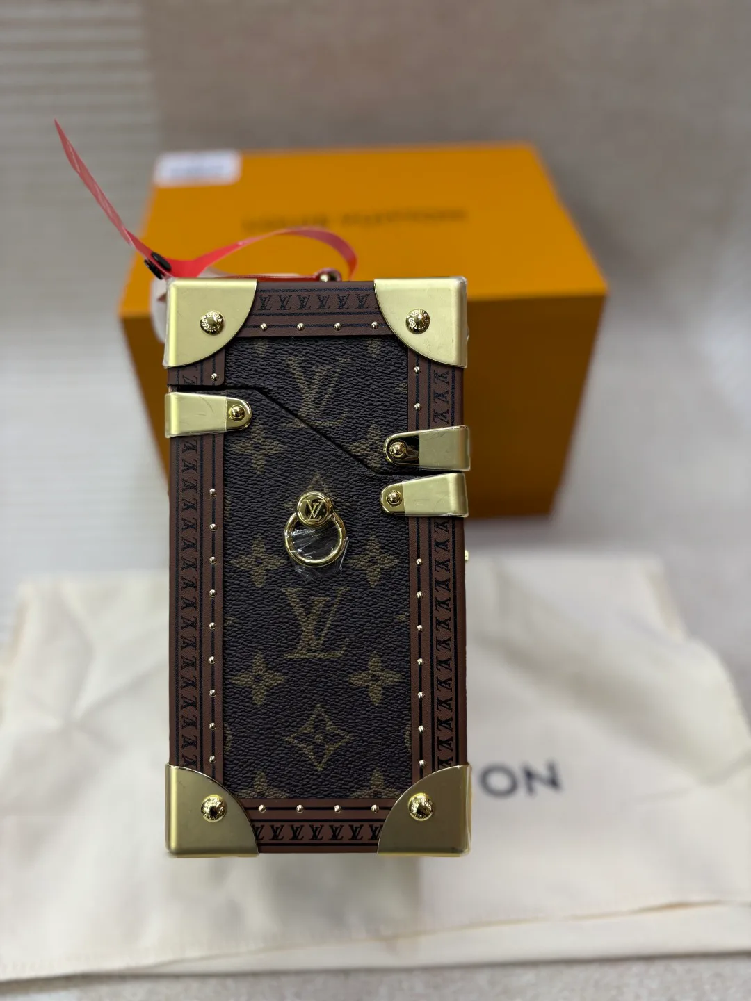 Чемоданы Louis Vuitton 15055982