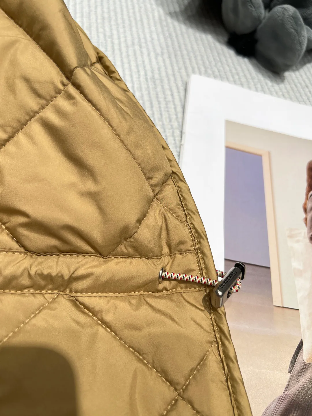 Куртки И Пуховики Женские Burberry 18172185