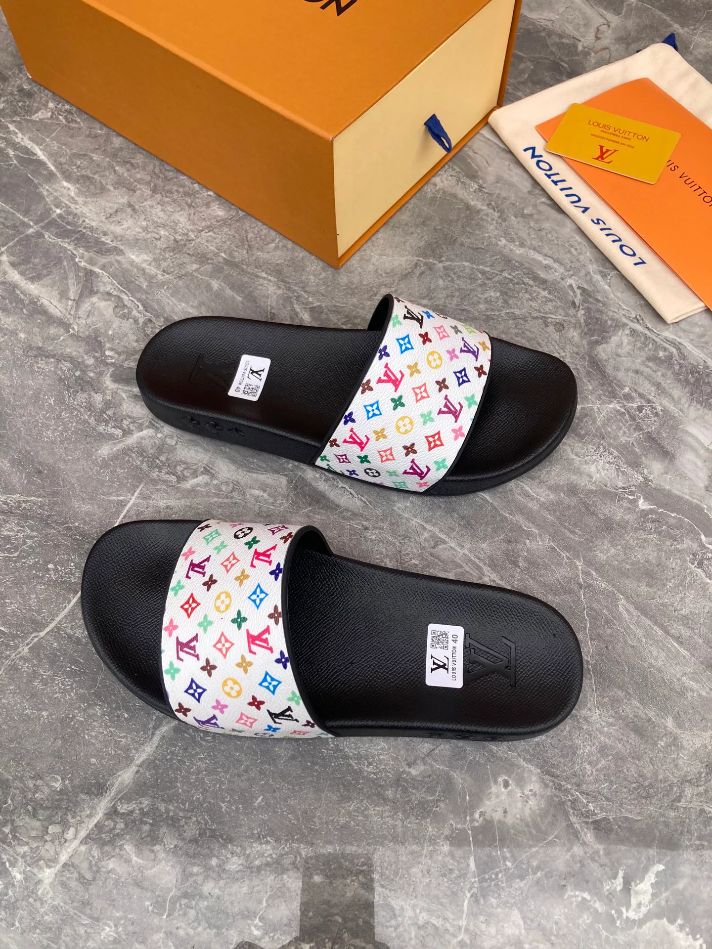 Шлепанцы Женские Louis Vuitton 5879843