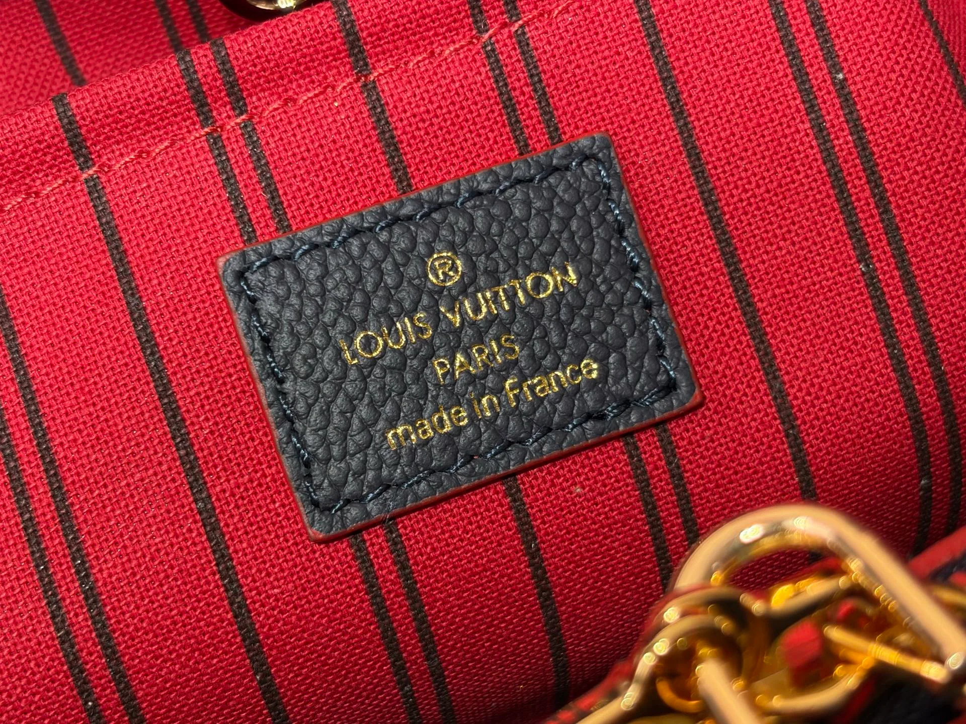 Классические Сумки Женские Louis Vuitton 18240327