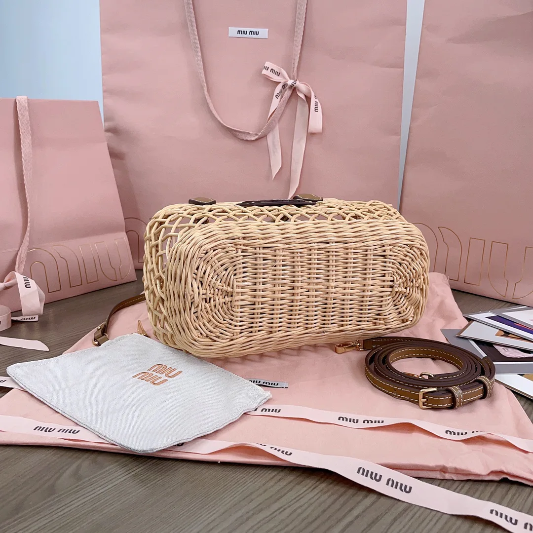 Сумки На Ремне Женские Miu Miu 50204