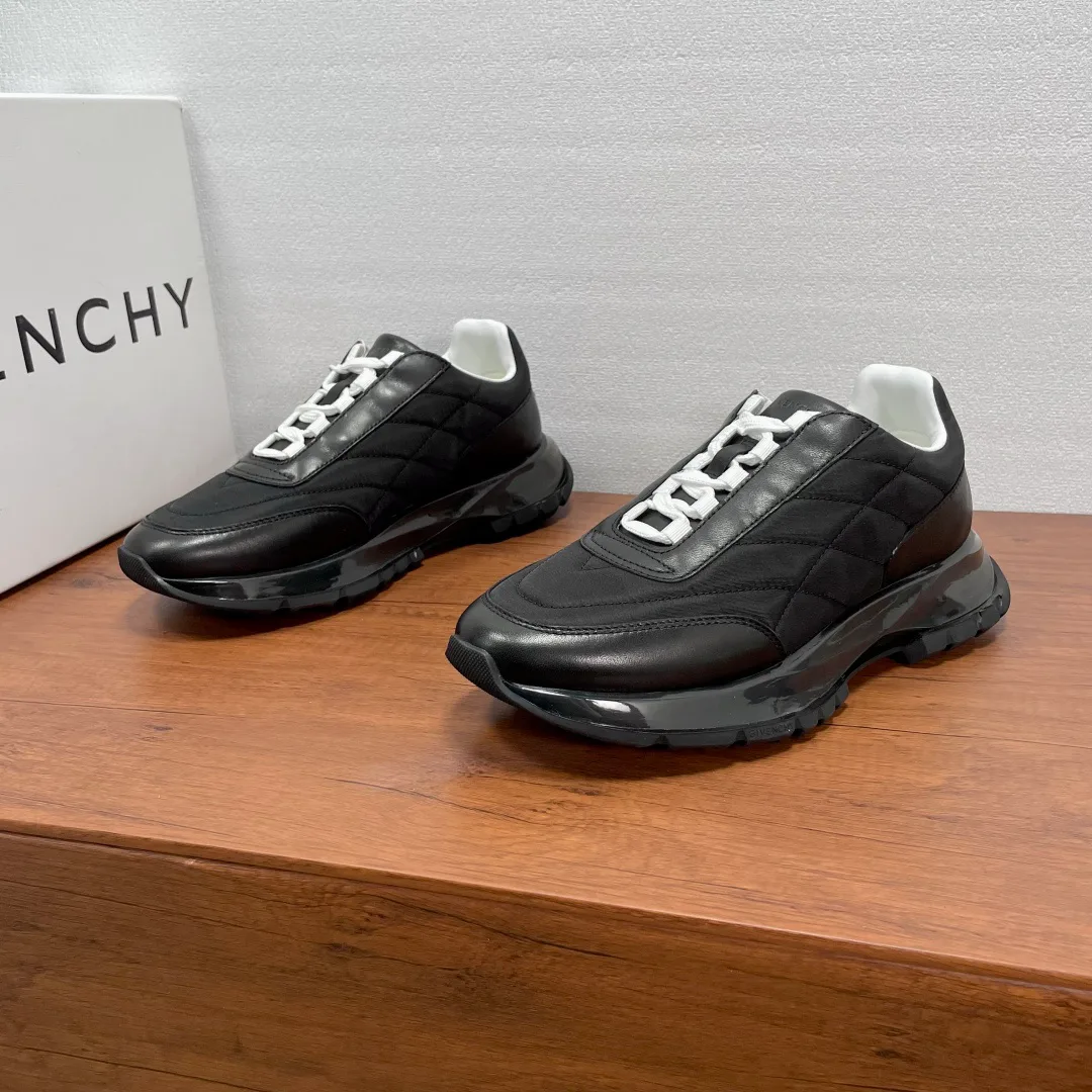 Кроссовки Мужские Givenchy 17307229