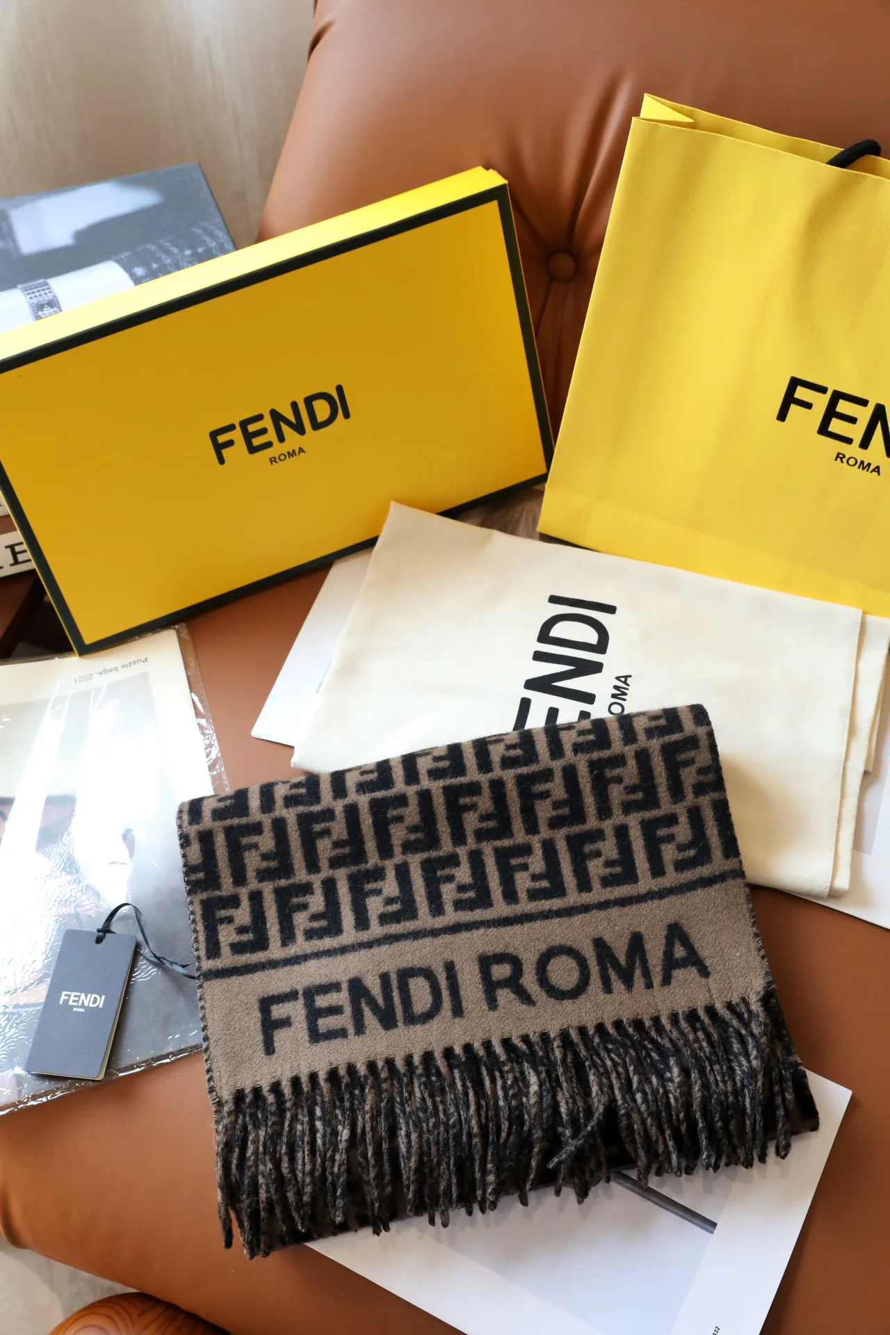 Шарфы Fendi 1615