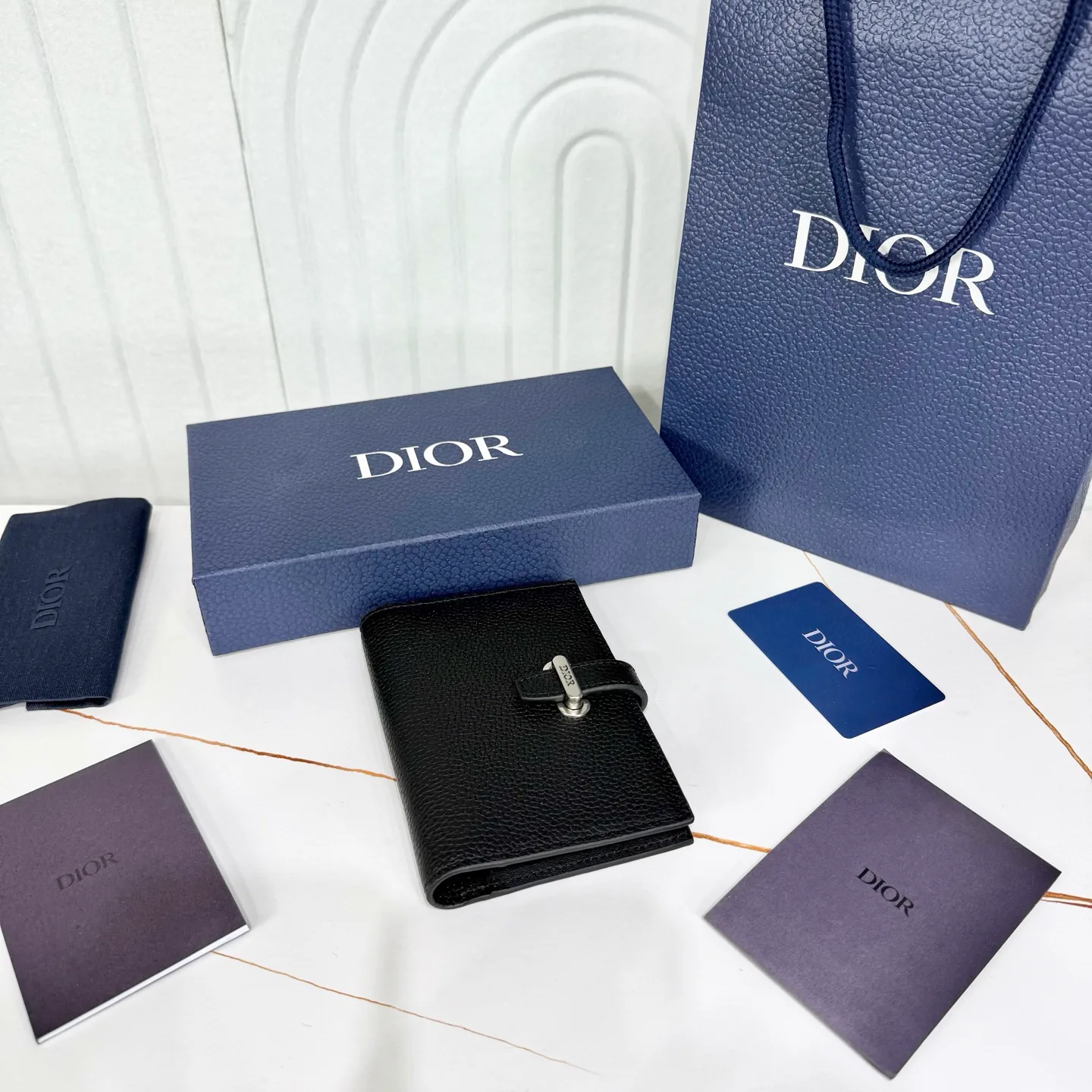 Обложки На Паспорт Christian Dior 1790421
