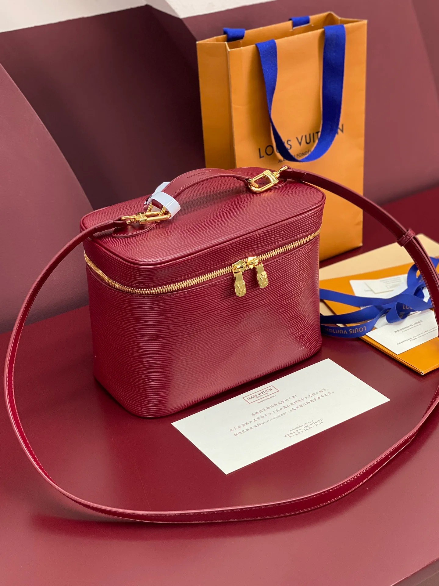 Сумки На Ремне Женские Louis Vuitton 5028707