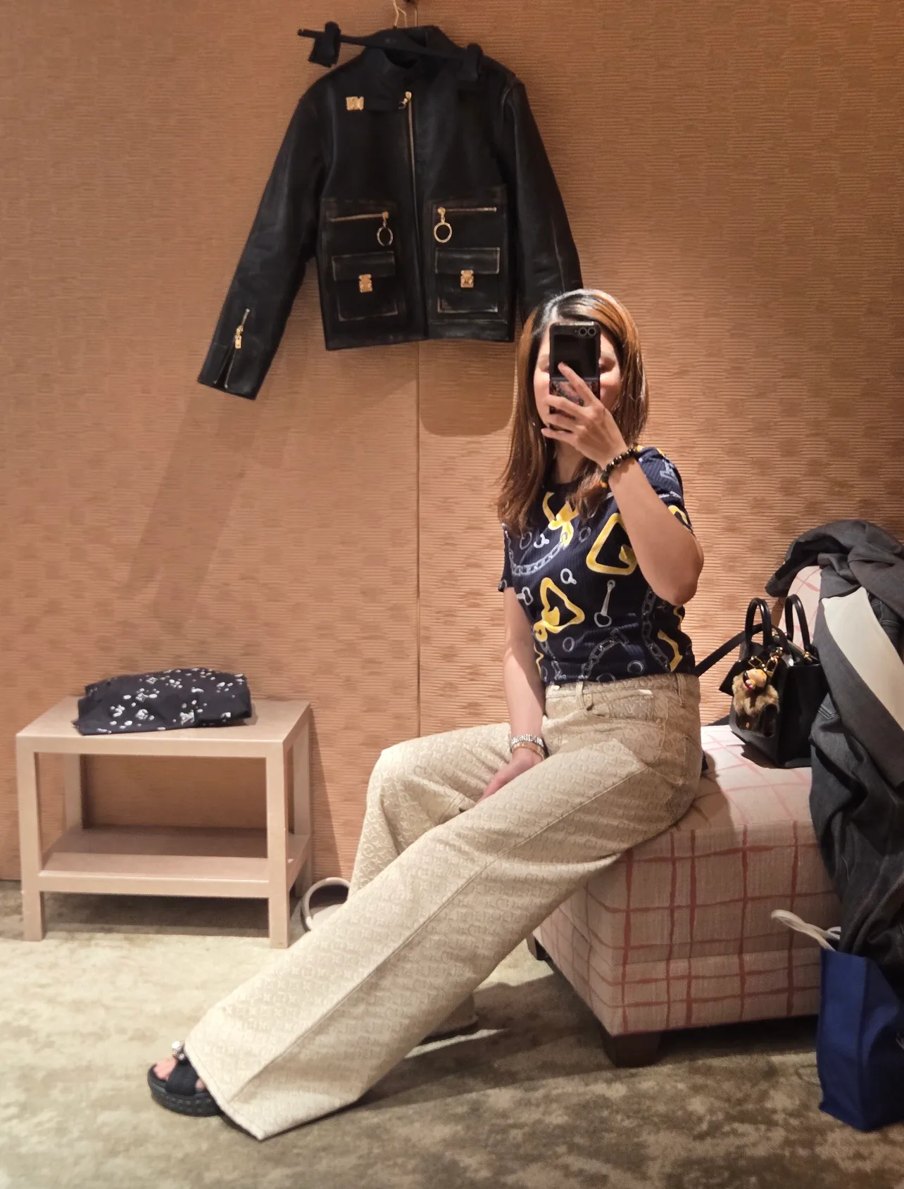 Джинсы Женские Louis Vuitton 11700326