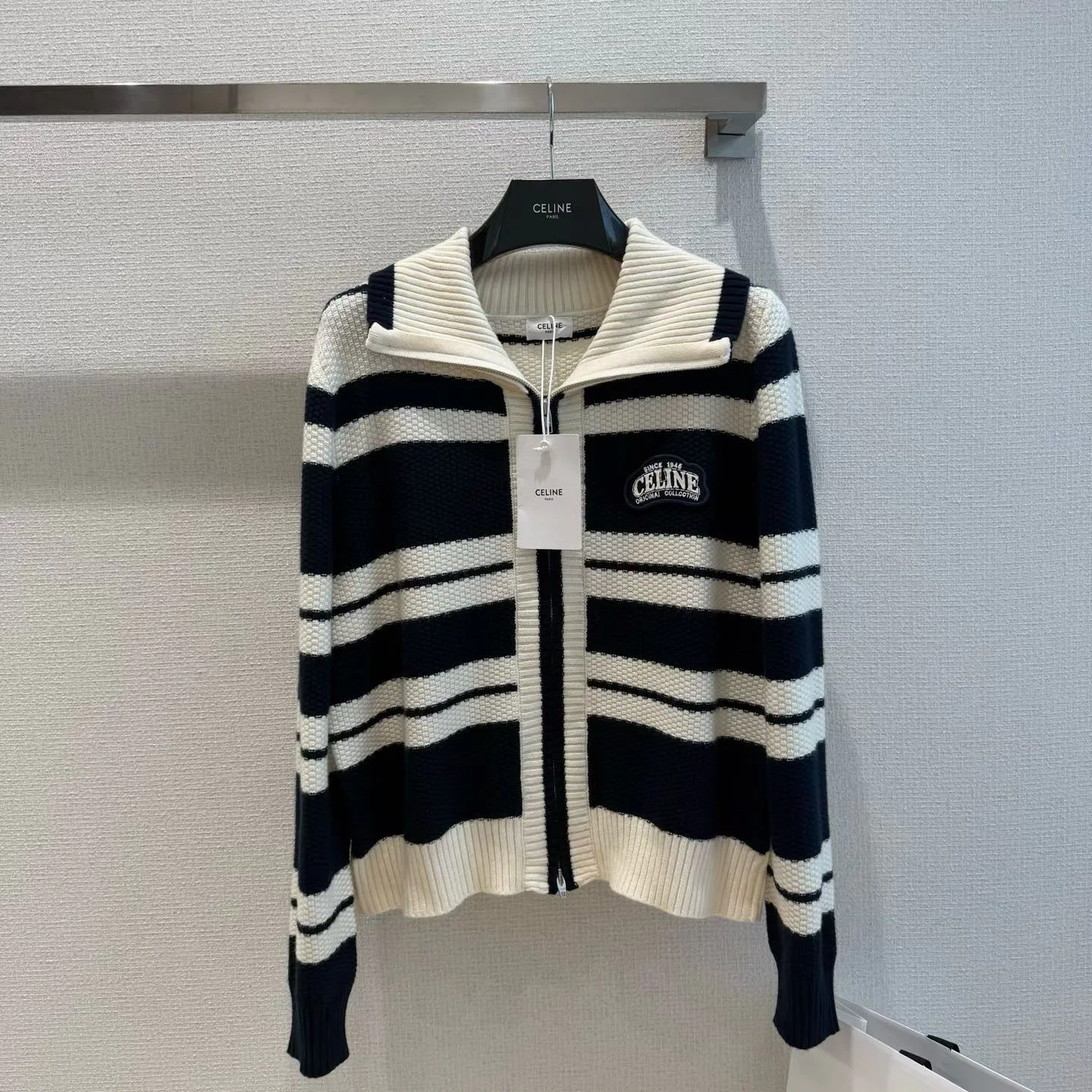 Куртки И Пуховики Женские Celine 18566453