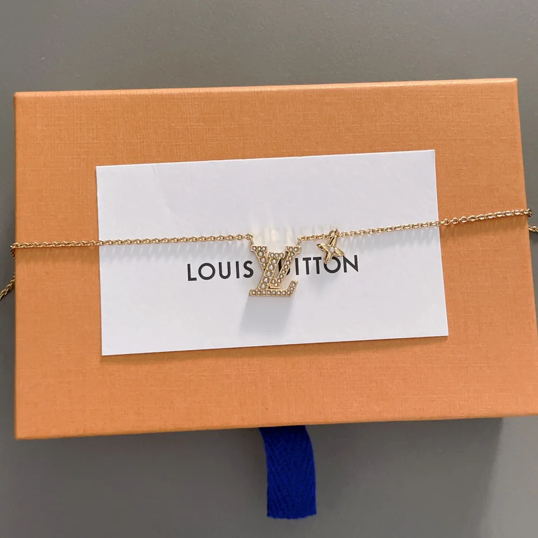 Бижутерия Louis Vuitton 11577644