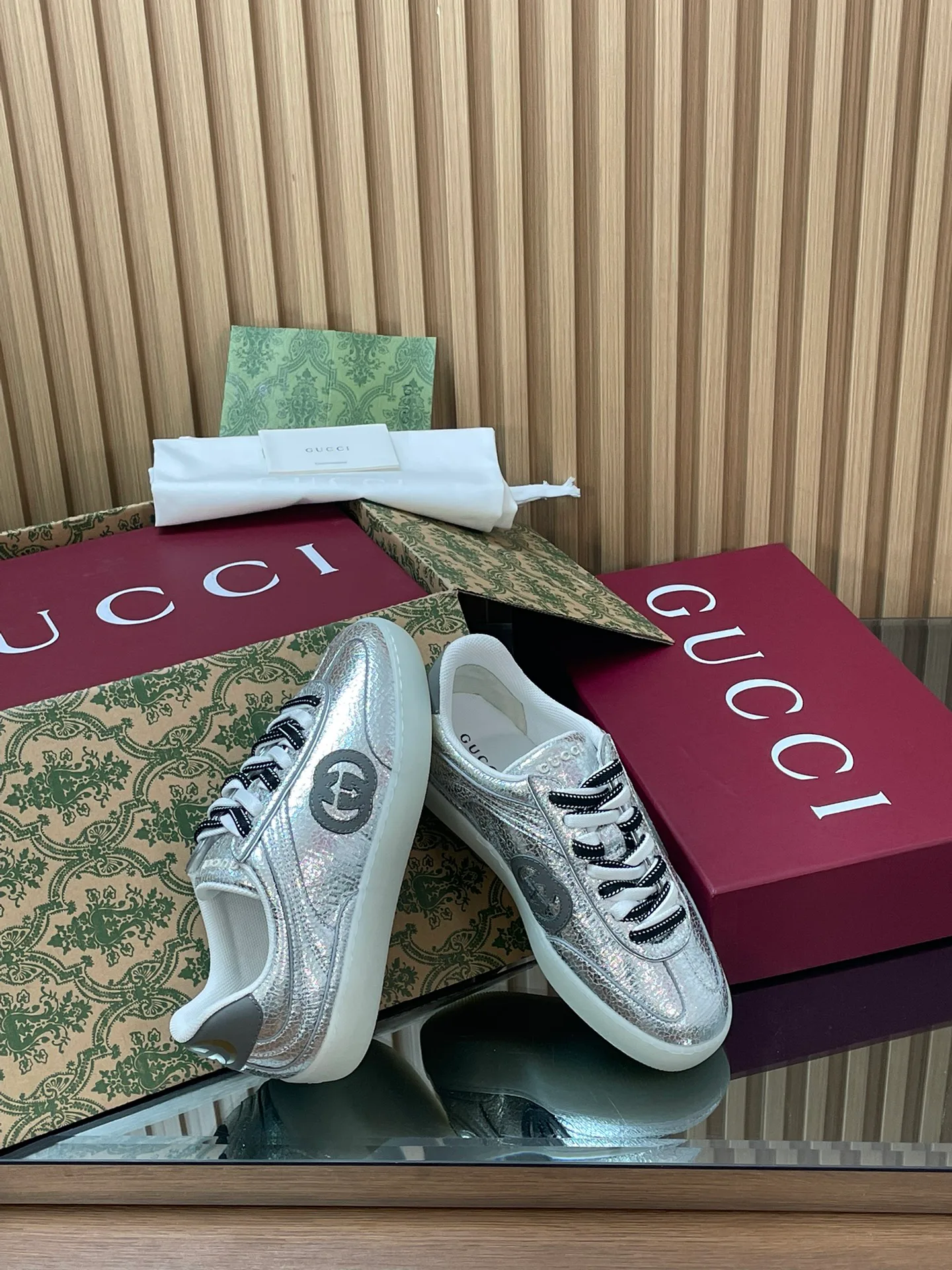 Кроссовки Женские Gucci 451035