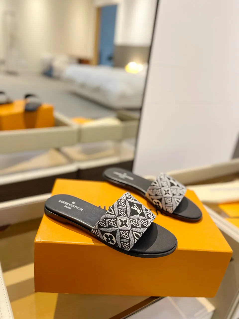 Сандалии Женские Louis Vuitton 9623585