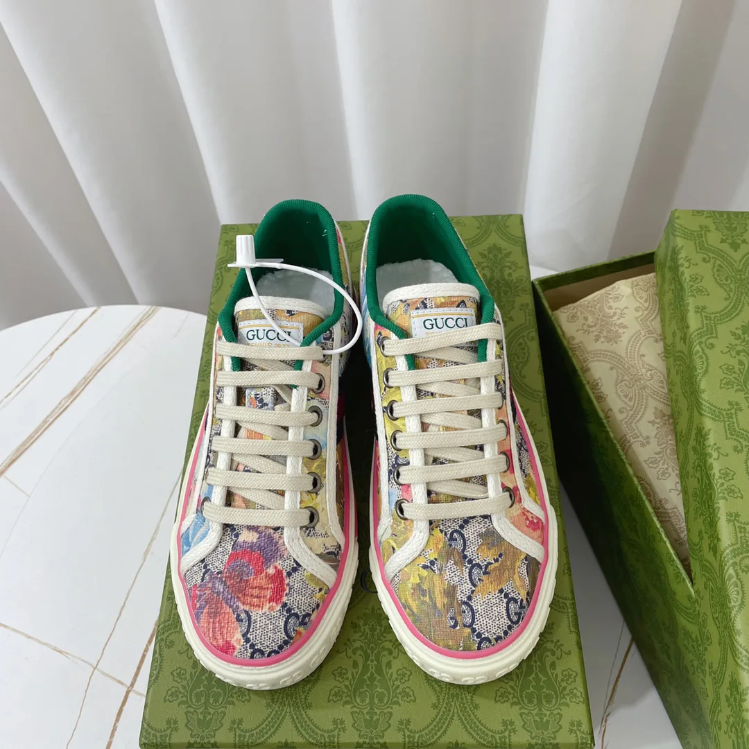 Кроссовки Женские Gucci 19691211