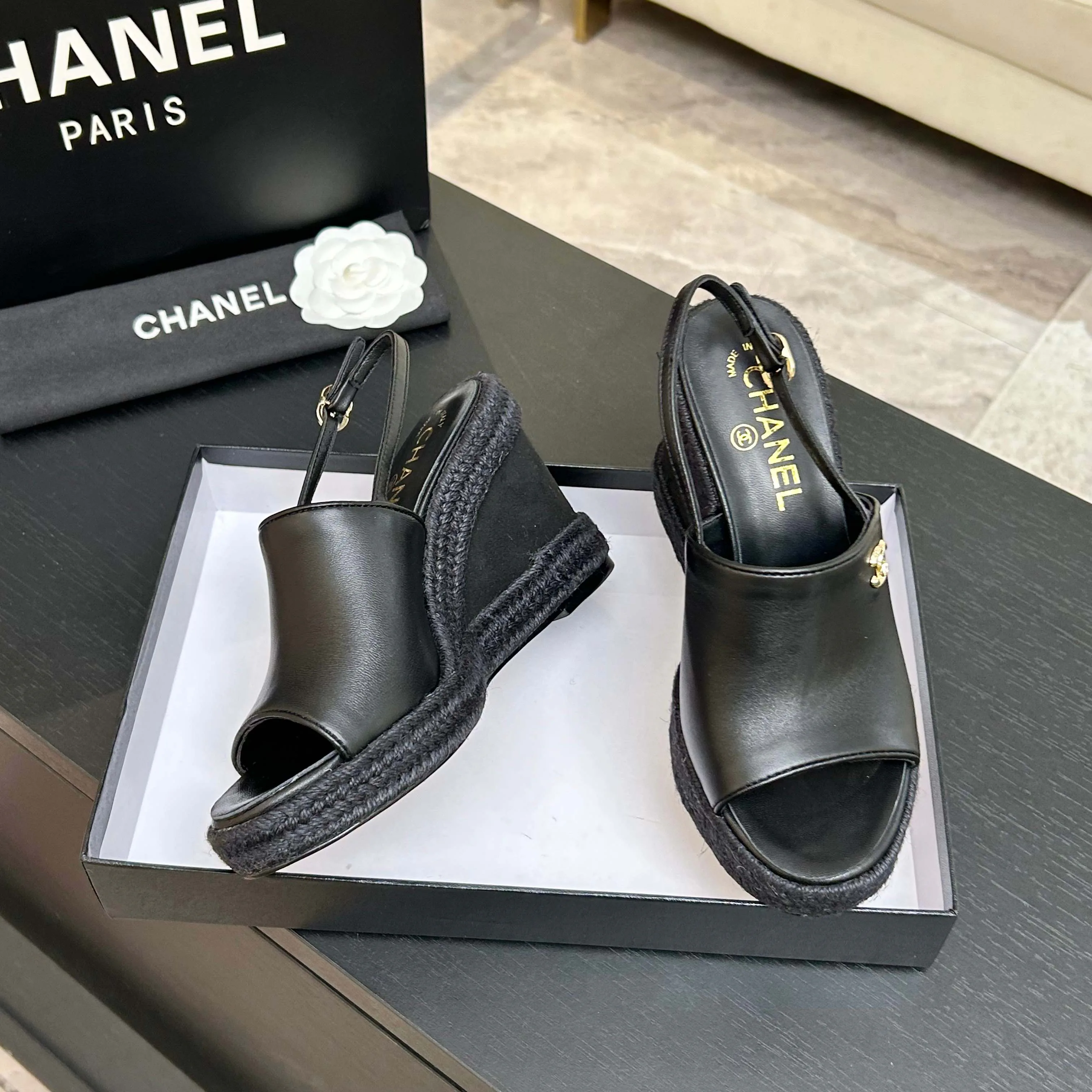 Босоножки Женские Chanel 11879239